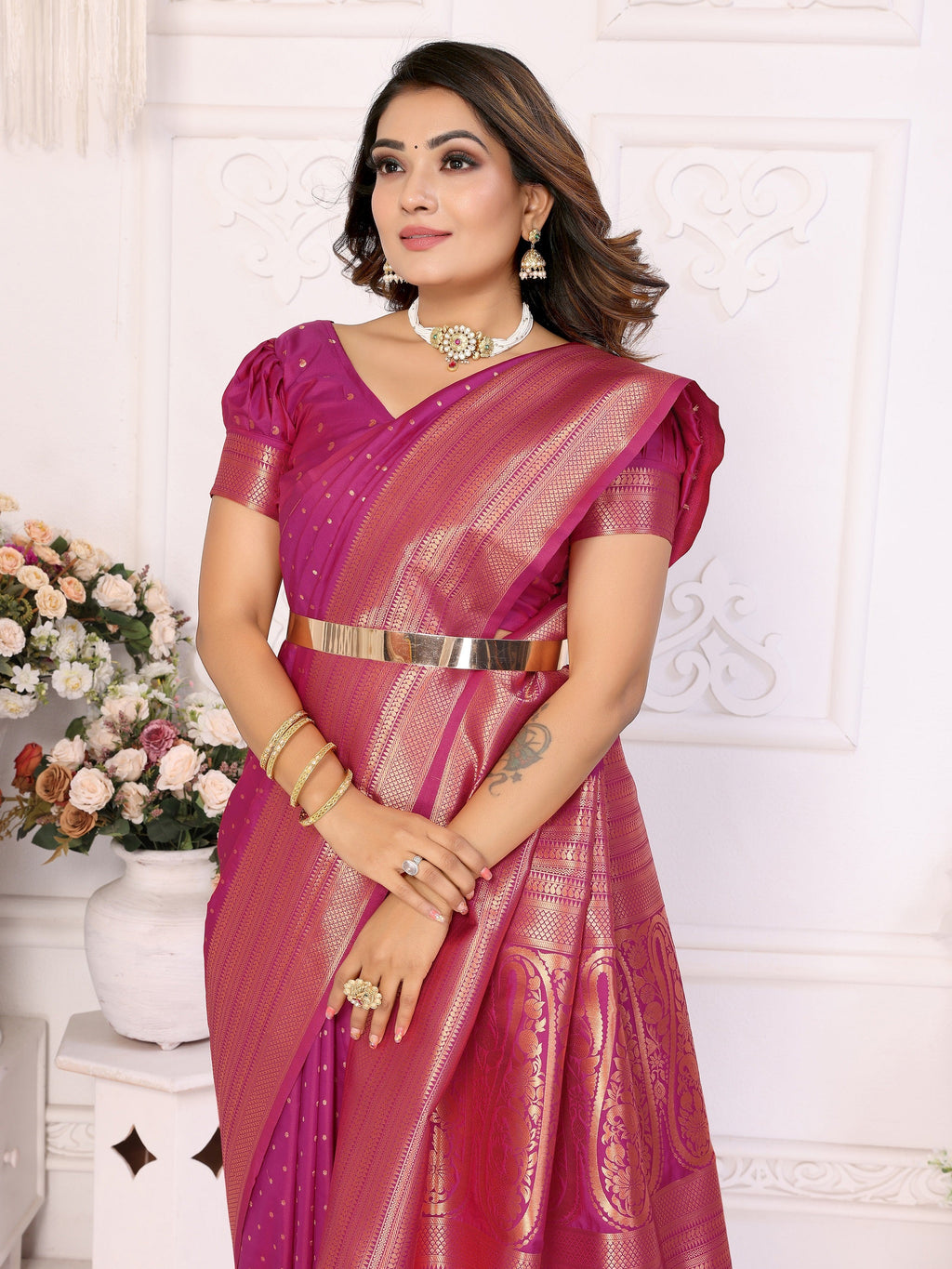Vedant Vastram Soft Litchi Silk Banarasi Silk Saree - Magenta