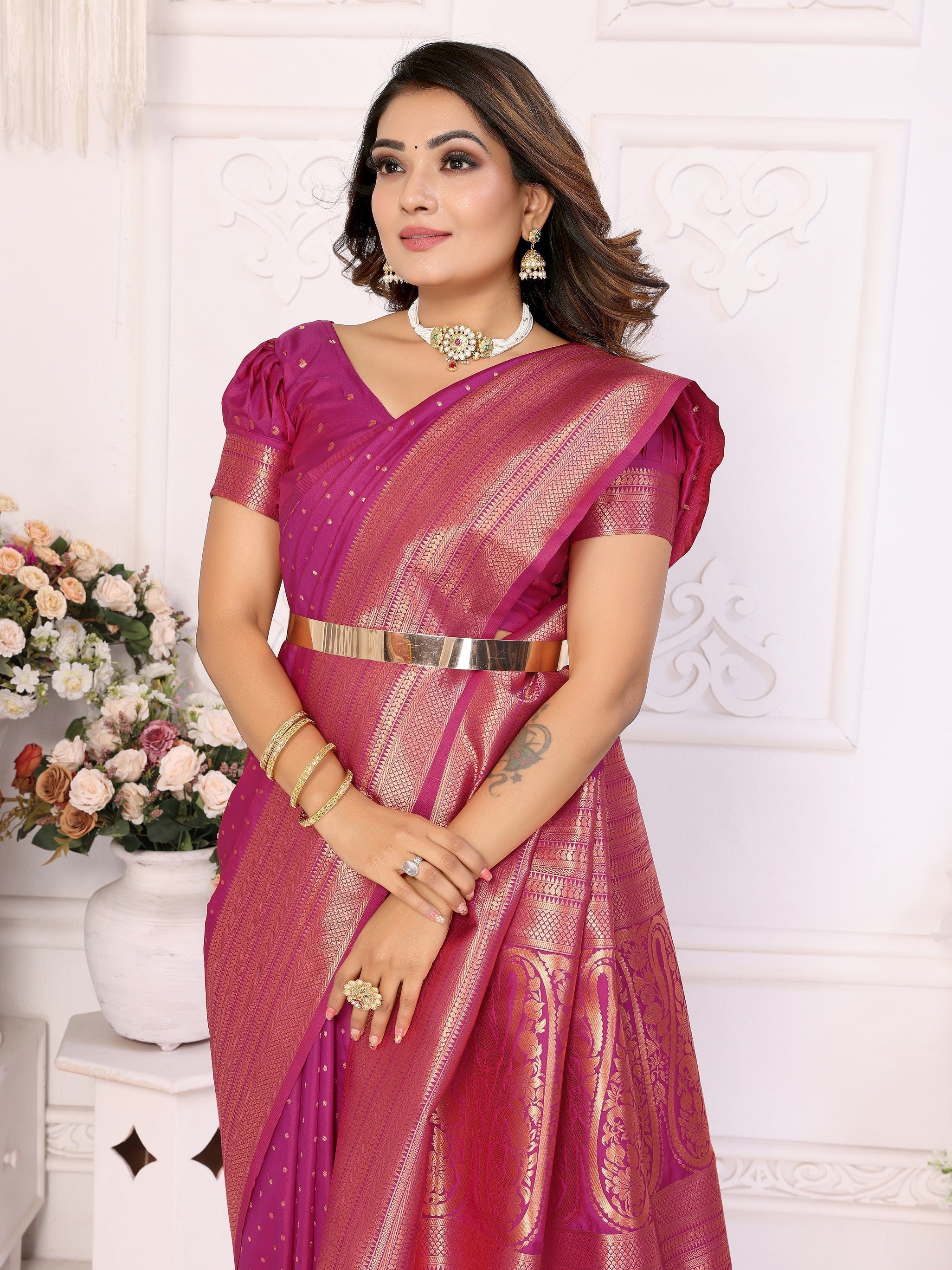 Vedant Vastram Soft Litchi Silk Banarasi Silk Saree - Magenta