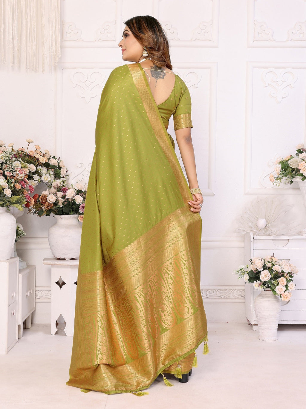 Vedant Vastram Soft Litchi Silk Banarasi Silk Saree - Mahendi