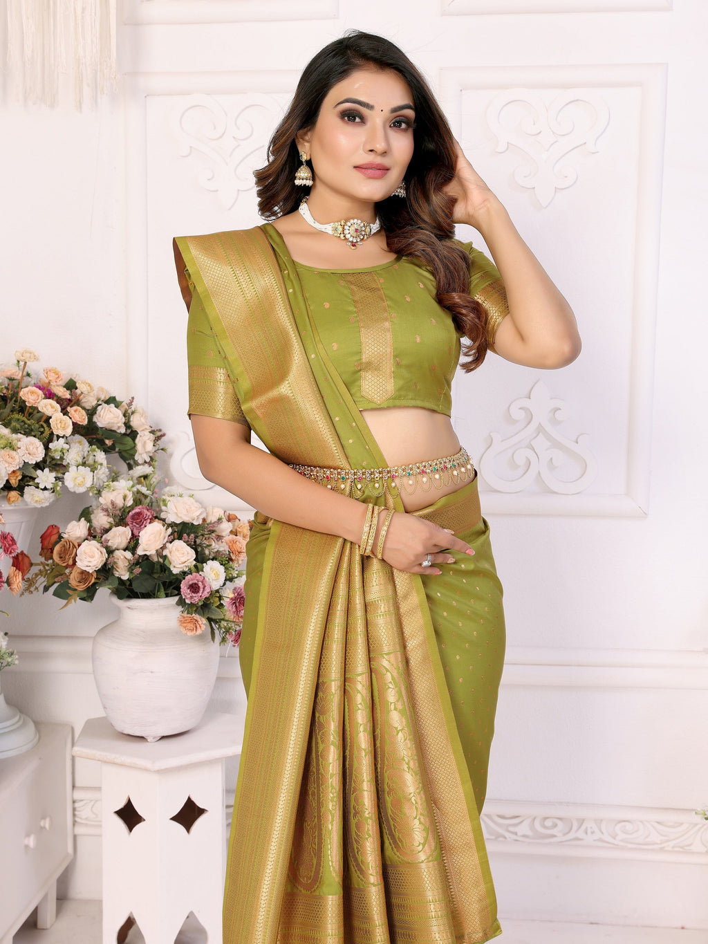 Vedant Vastram Soft Litchi Silk Banarasi Silk Saree - Mahendi
