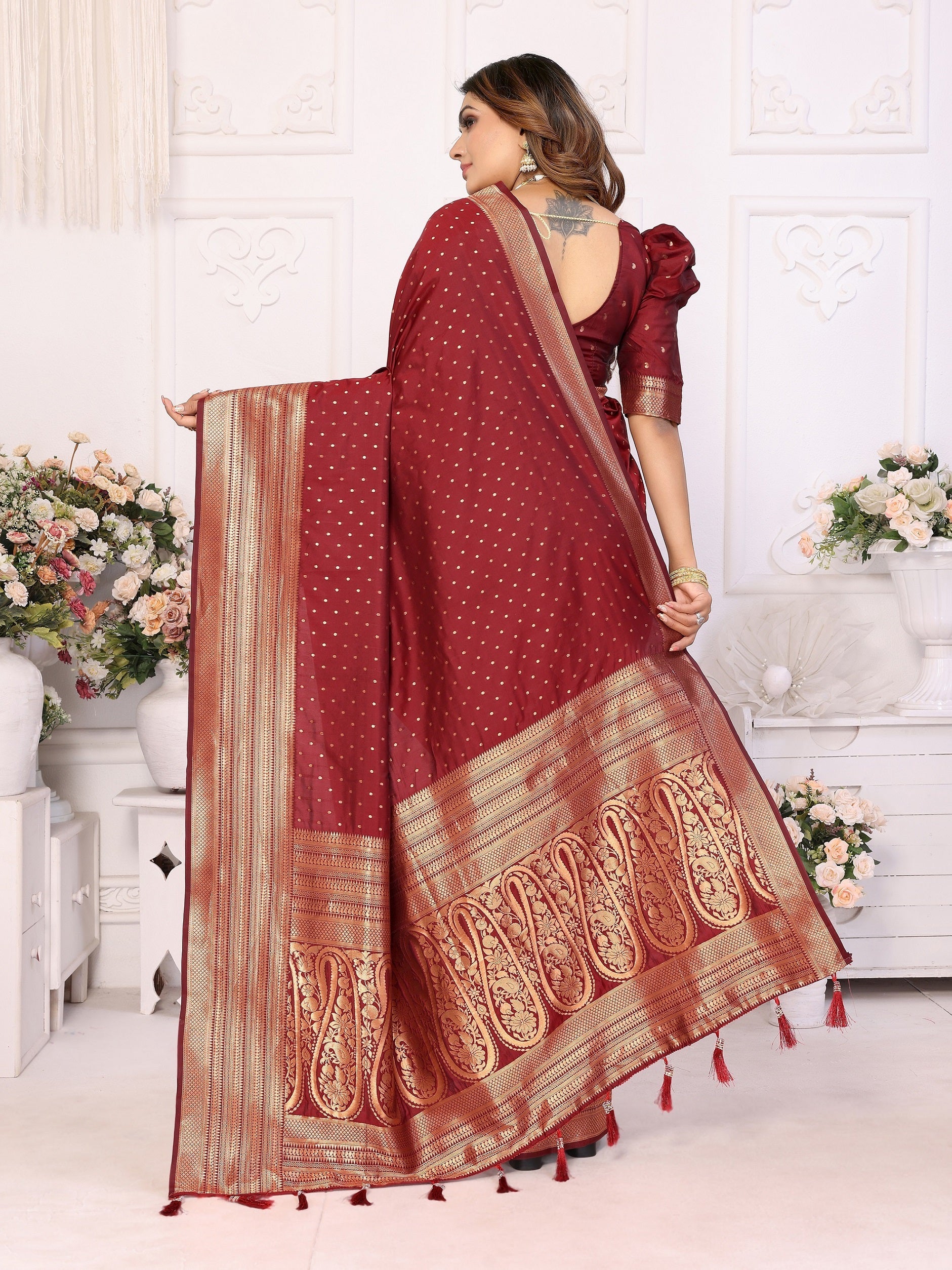 Vedant Vastram Soft Litchi Silk Banarasi Silk Saree - Maroon