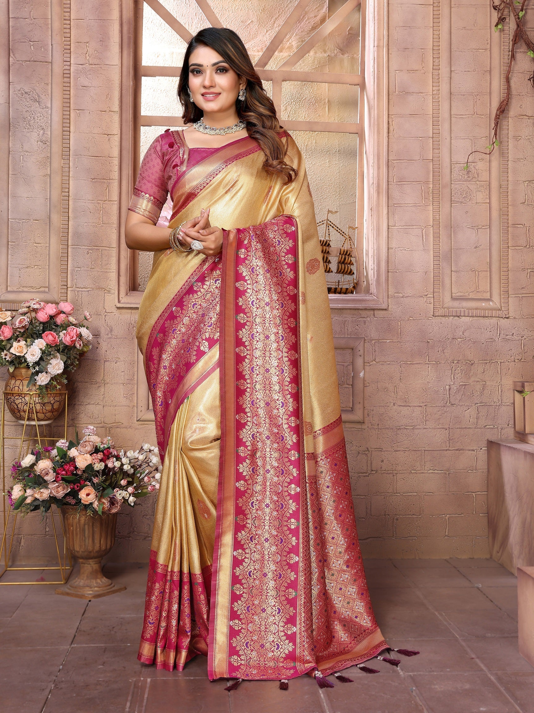 Vedant Vastram Tissue Silk Kanjeevaram Silk Saree - Beige