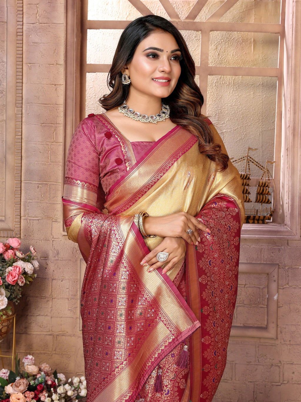 Vedant Vastram Tissue Silk Kanjeevaram Silk Saree - Beige