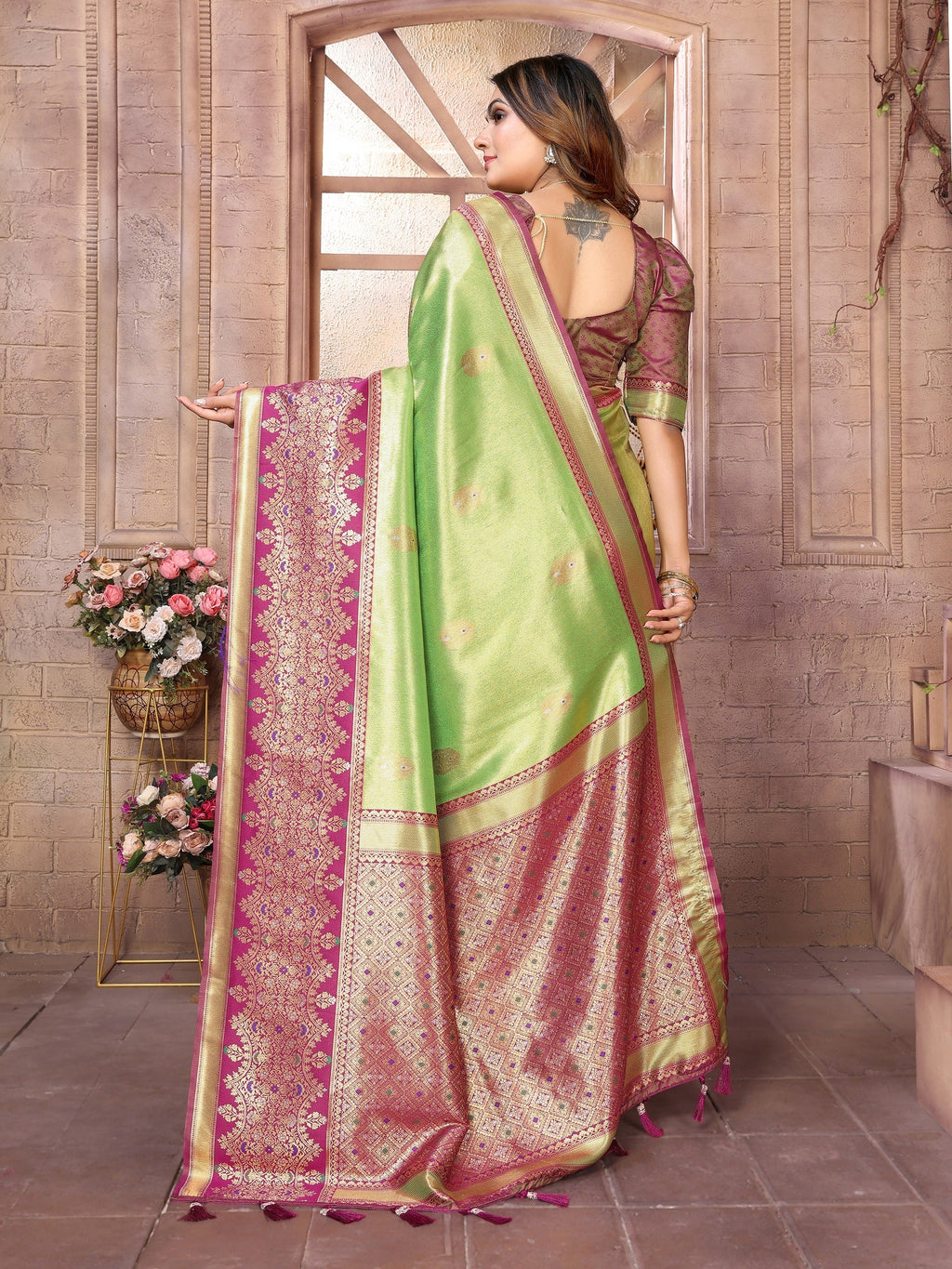 Vedant Vastram Tissue Silk Kanjeevaram Silk Saree - Parrot