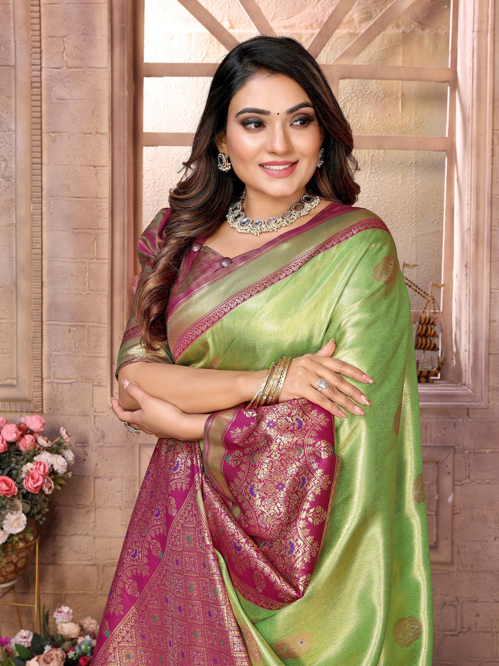 Vedant Vastram Tissue Silk Kanjeevaram Silk Saree - Parrot