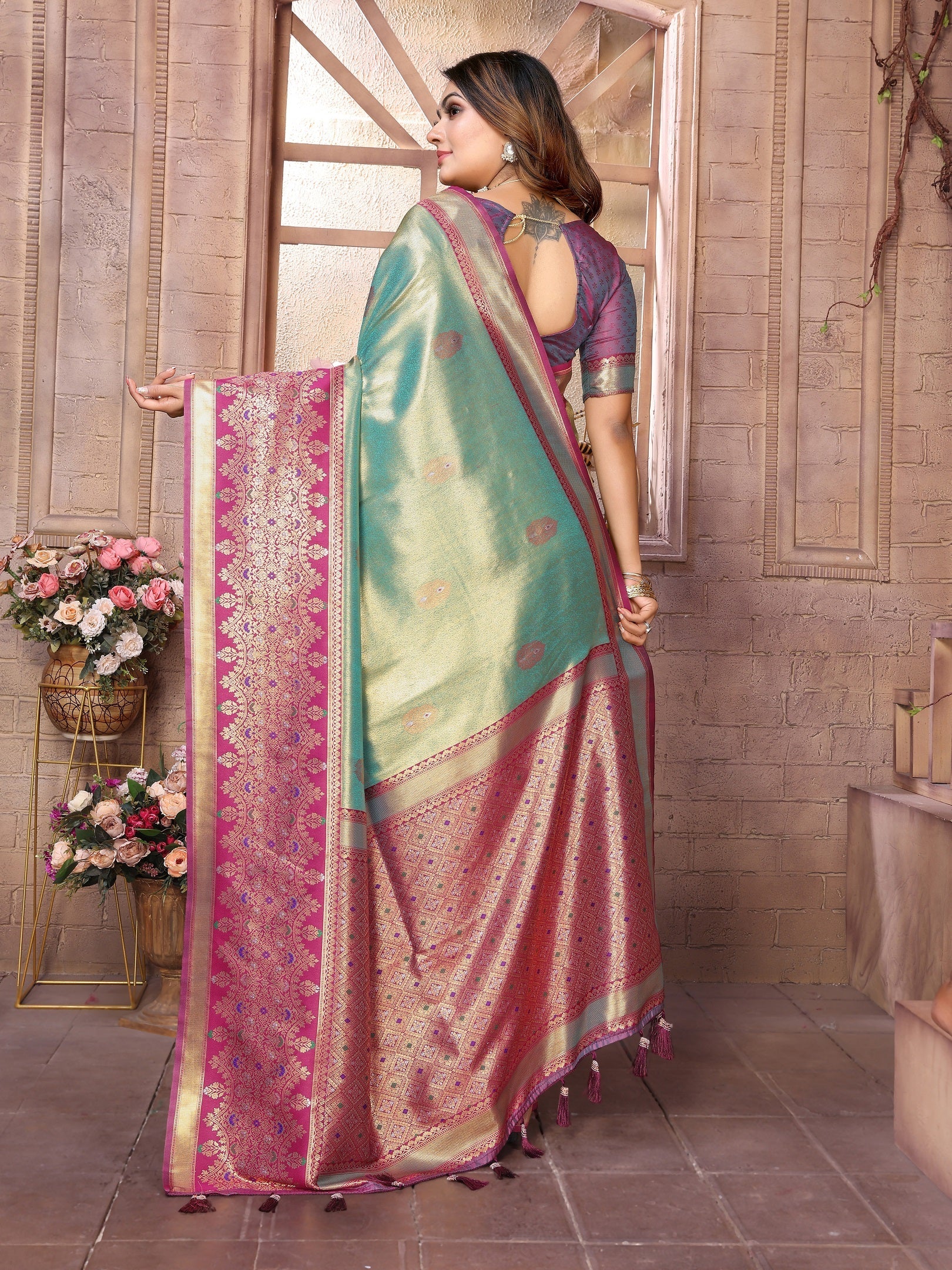 Vedant Vastram Tissue Silk Kanjeevaram Silk Saree - Pista