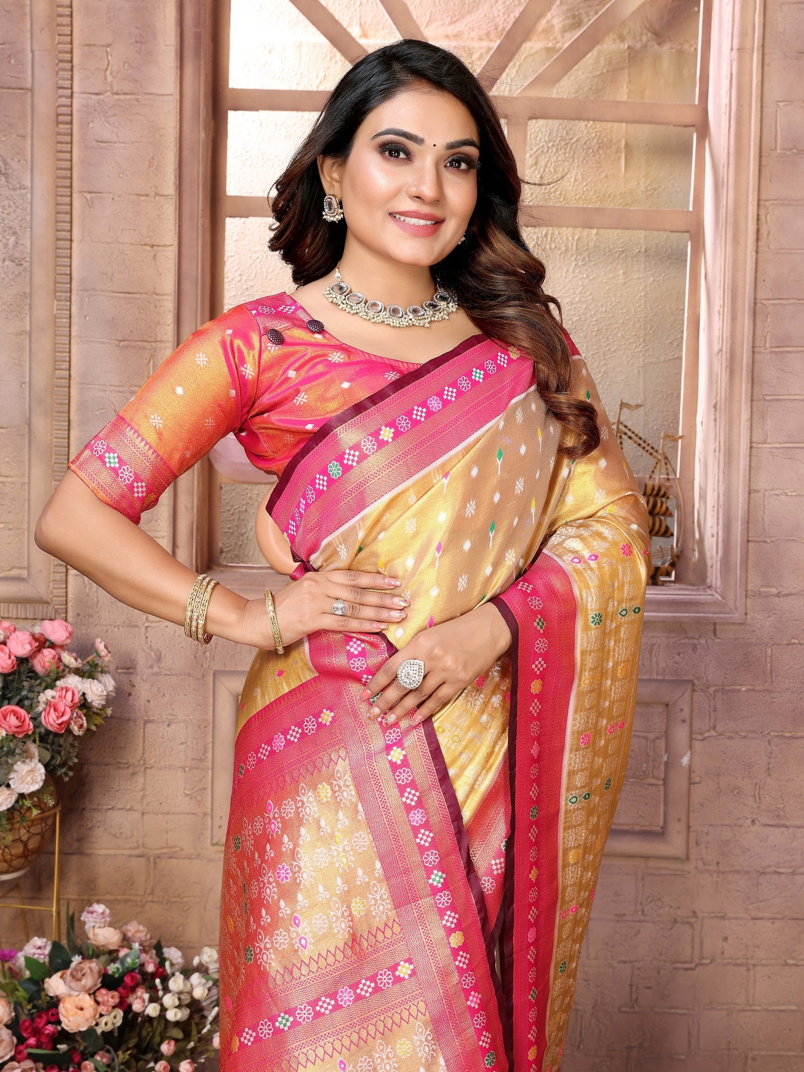 Vedant Vastram Tissue Silk Patola Design Kanjeevaram Silk Saree - Pink