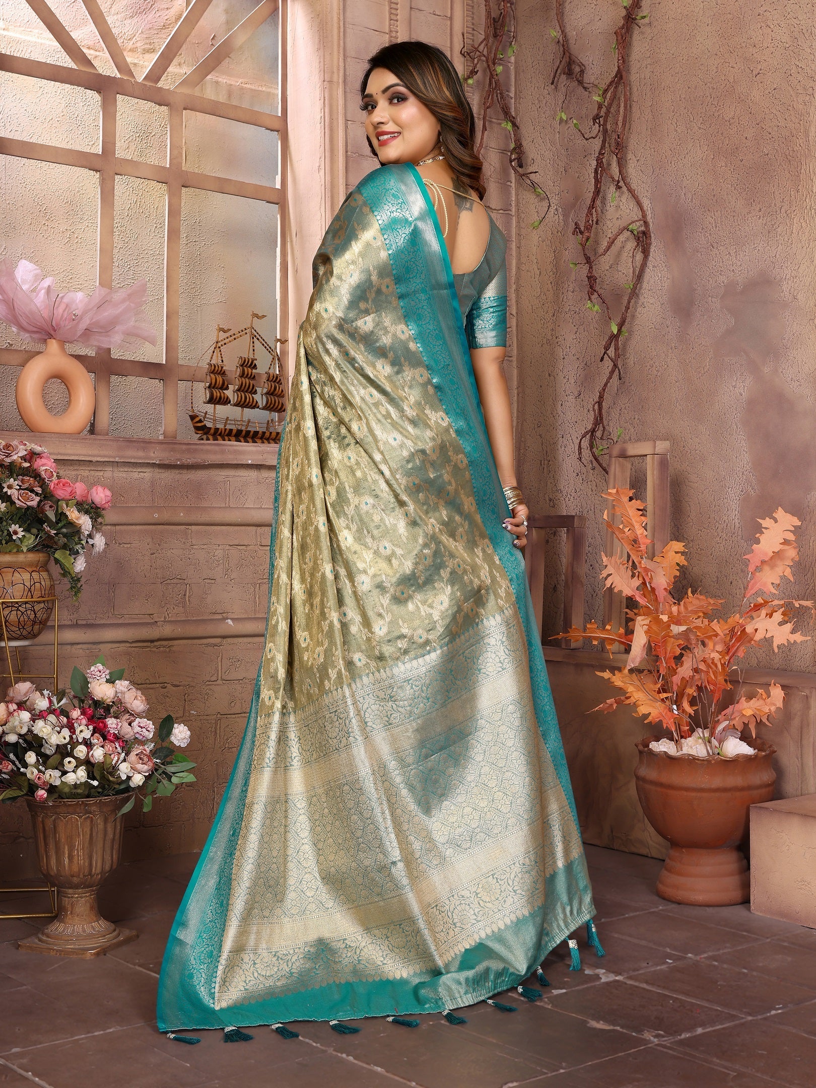Vedant Vastram Tissue Silk Kanjeevaram Silk Saree - Rama