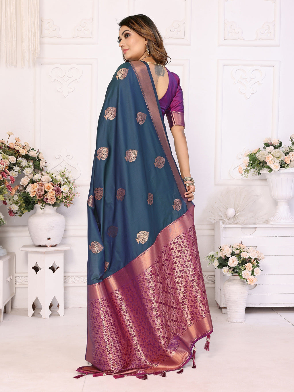 Vedant Vastram Soft Litchi Silk Banarasi Silk Saree - Morpich