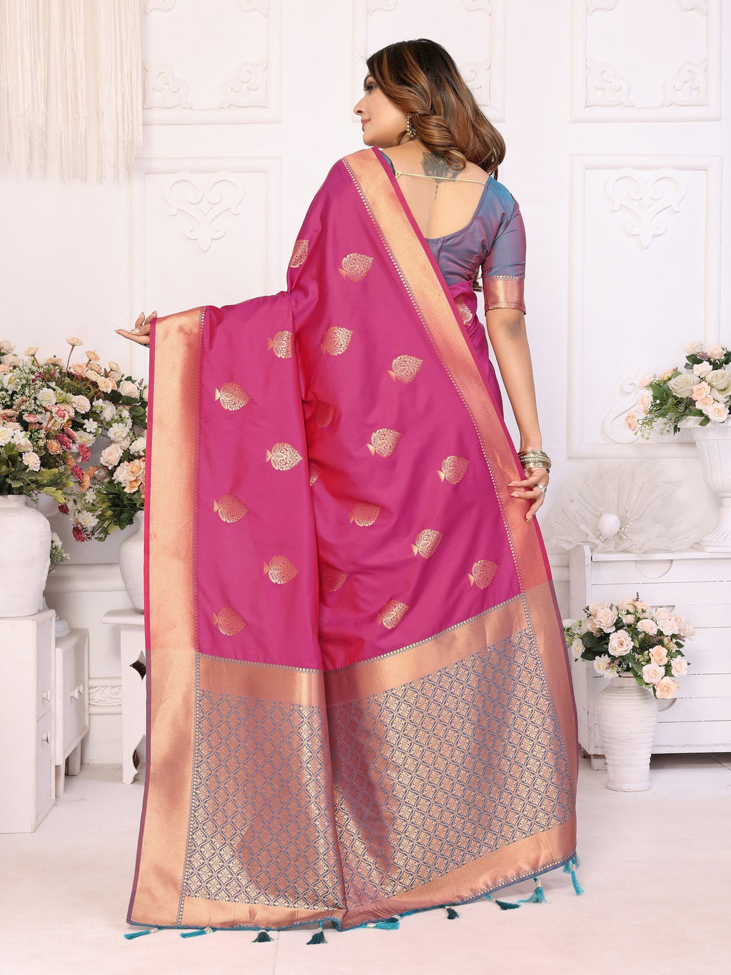 Vedant Vastram Soft Litchi Silk Banarasi Silk Saree - Pink