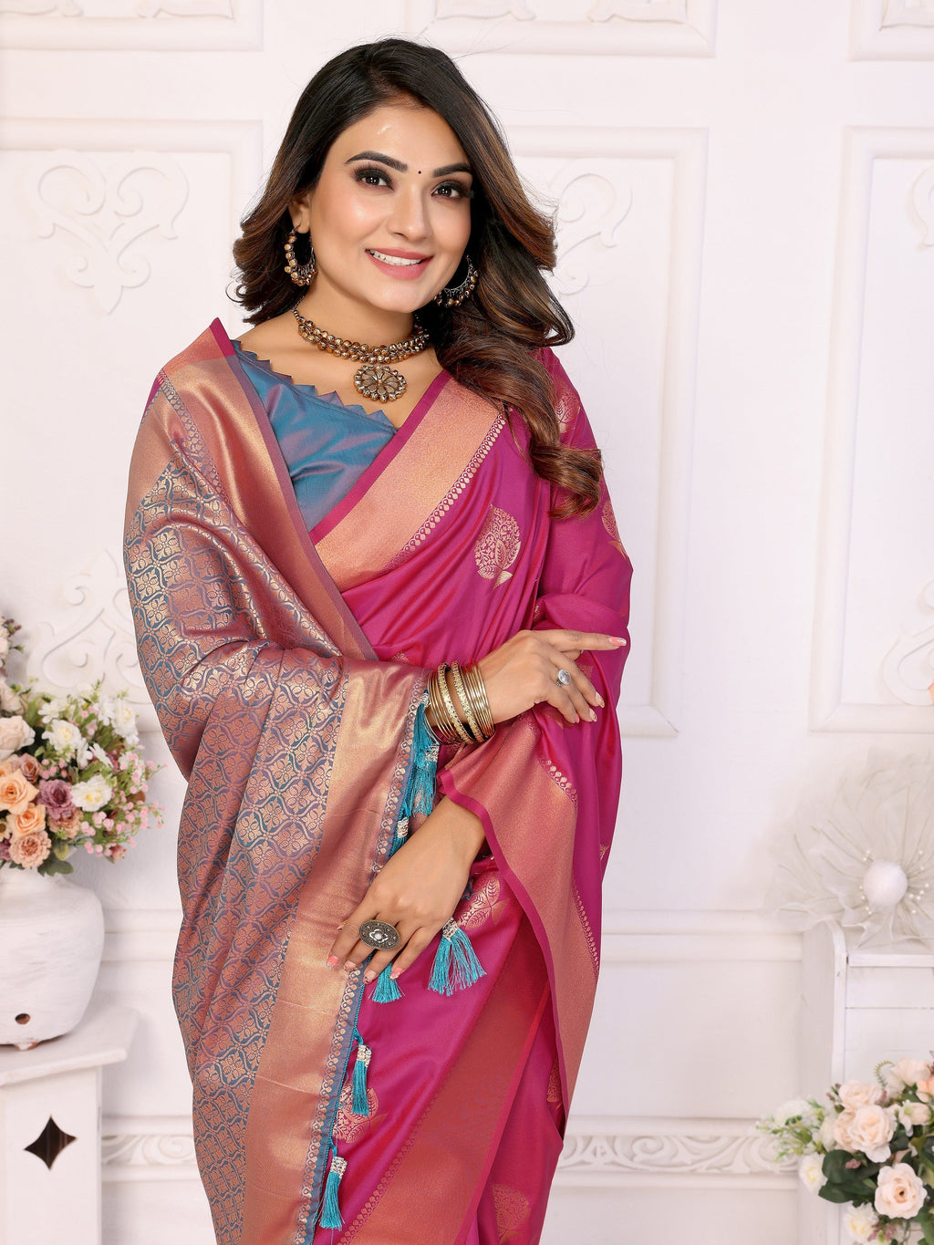 Vedant Vastram Soft Litchi Silk Banarasi Silk Saree - Pink