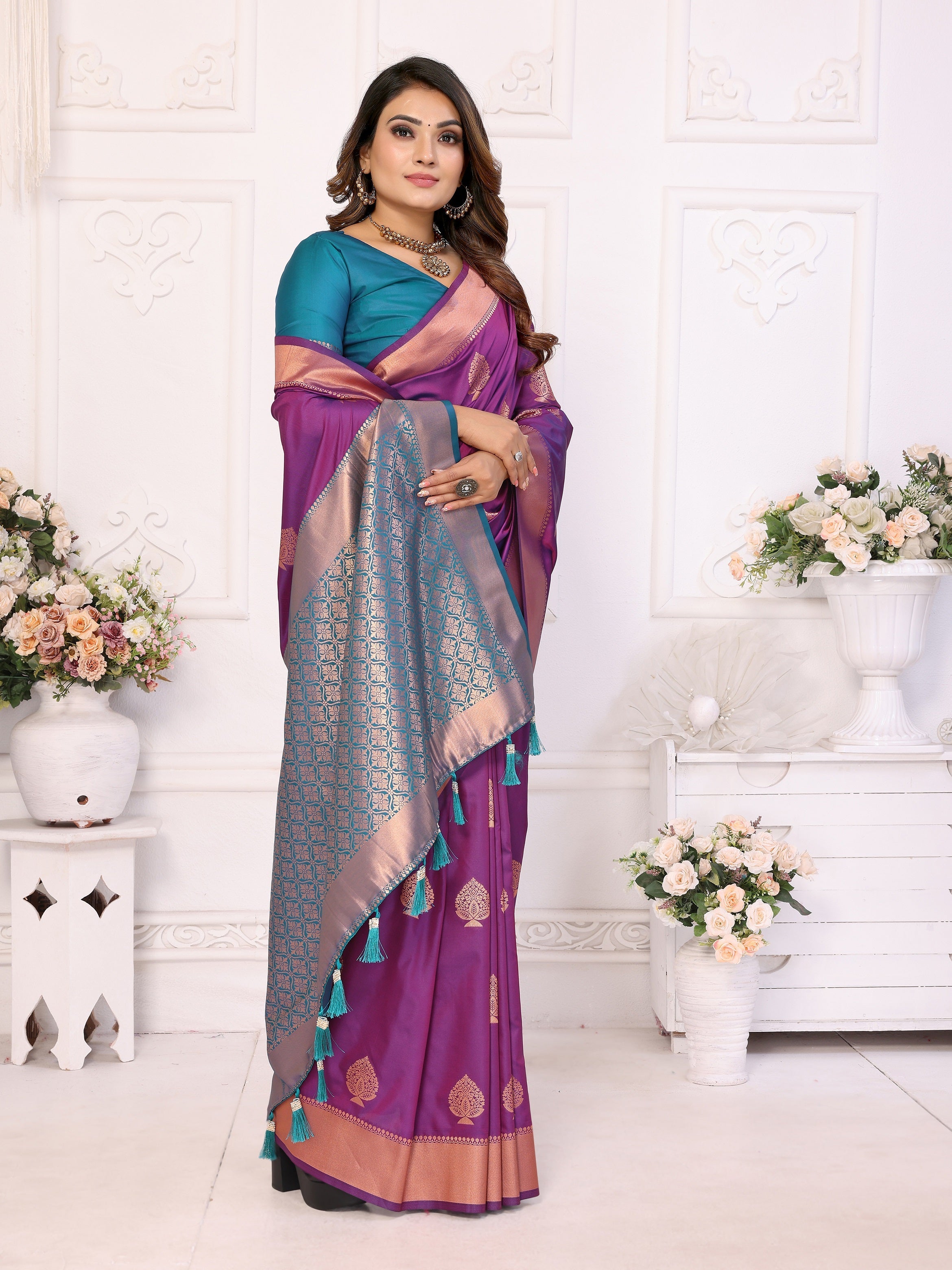 Vedant Vastram Soft Litchi Silk Banarasi Silk Saree - Purple