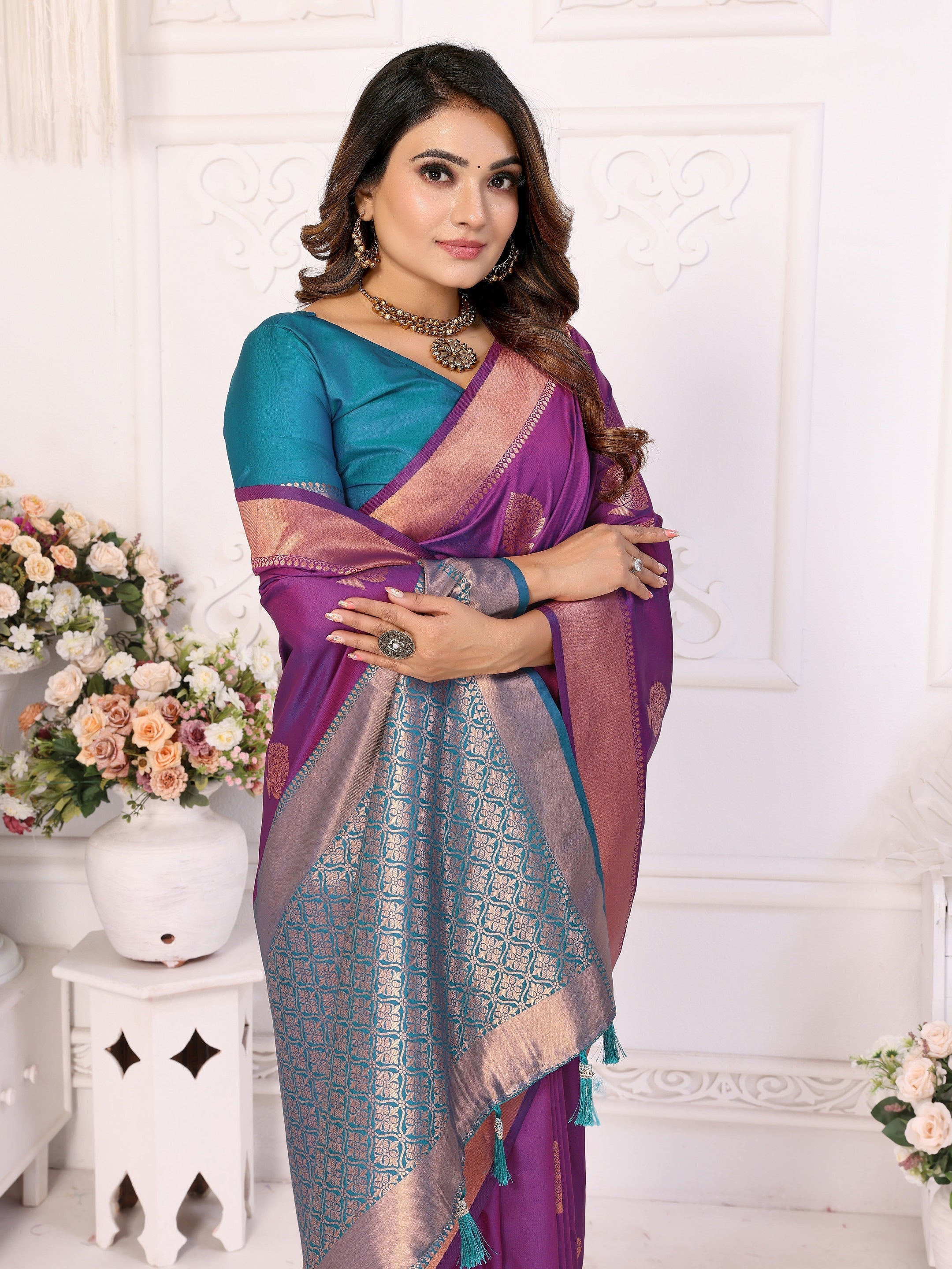 Vedant Vastram Soft Litchi Silk Banarasi Silk Saree - Purple