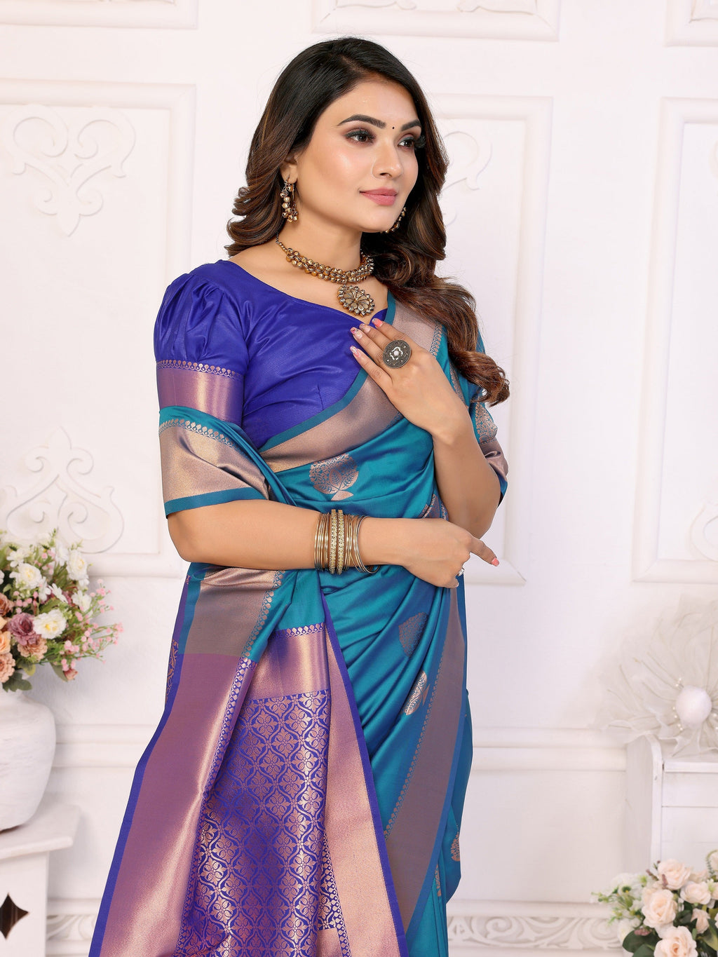 Vedant Vastram Soft Litchi Silk Banarasi Silk Saree - Rama