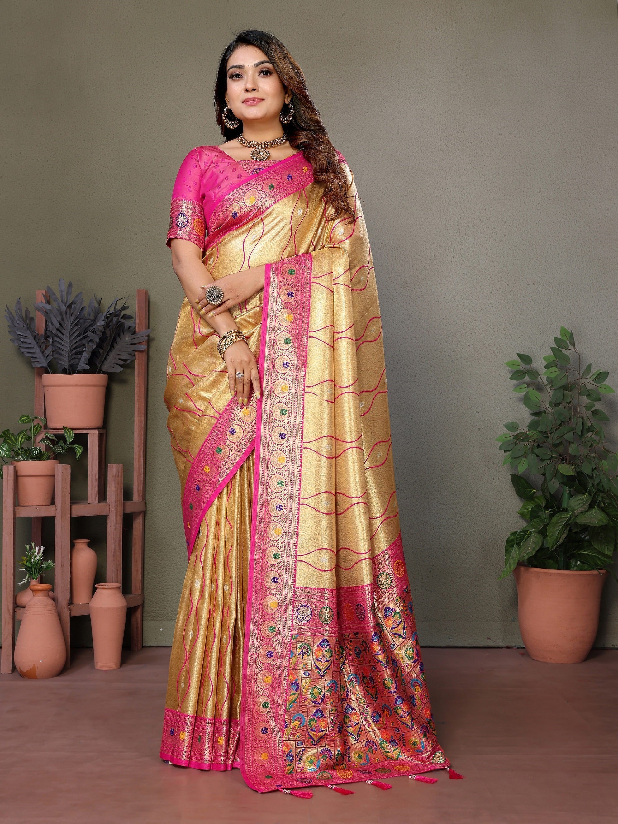 Vedant Vastram Tissue Silk Leheriya Design Kanjeevaram Silk Saree - Gold