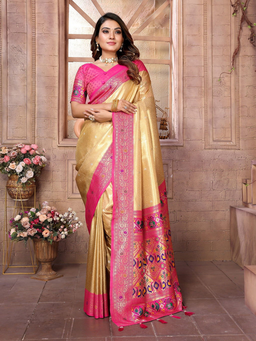 Vedant Vastram Tissue Silk Paithani Silk Saree - Cream