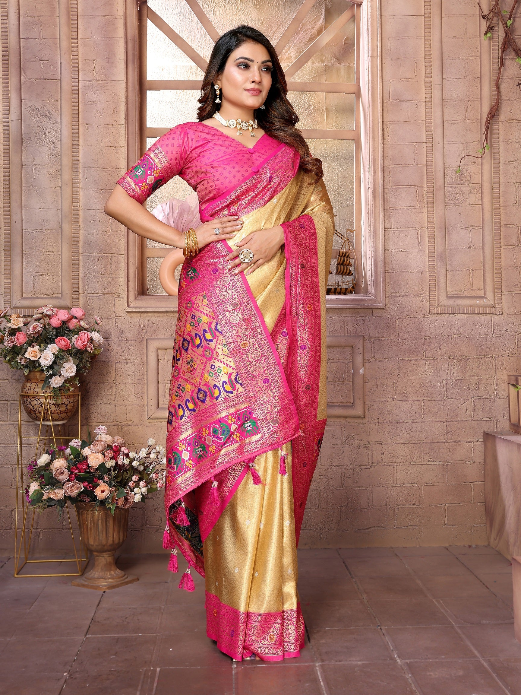 Vedant Vastram Tissue Silk Paithani Silk Saree - Cream