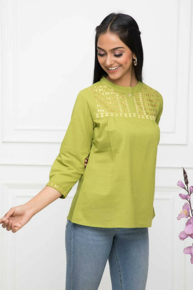 Myshka Women Green Solid Mandarin Collar Regular Sleeves Pure Cotton Top