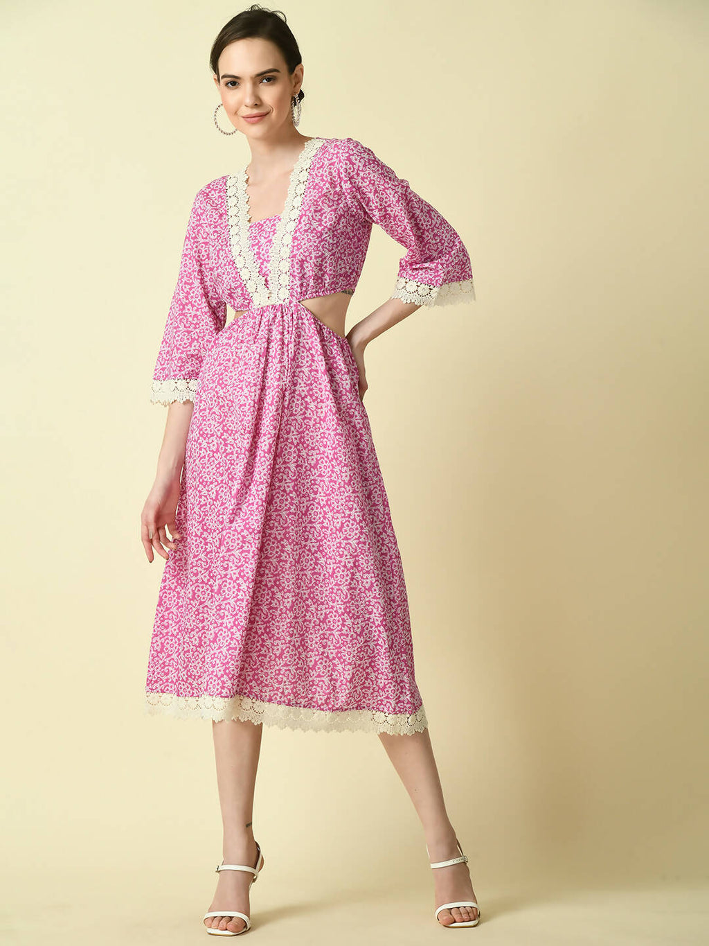 Myshka Women's Pink Floral Printed Fit and Flare Dress