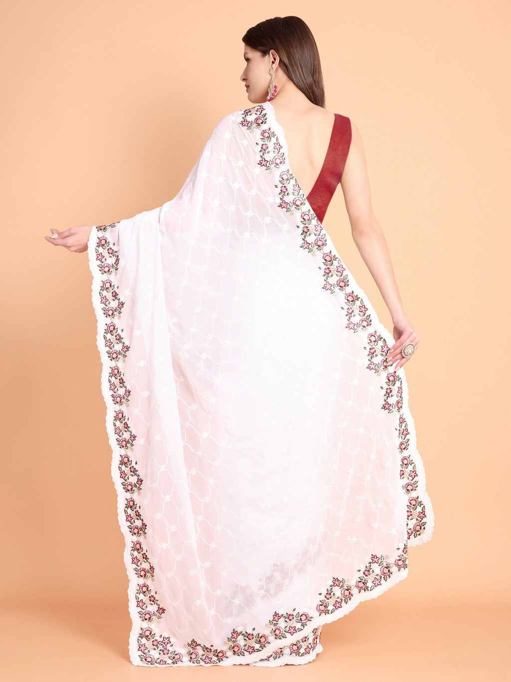 Vamsee Ammelia White Georgette Saree
