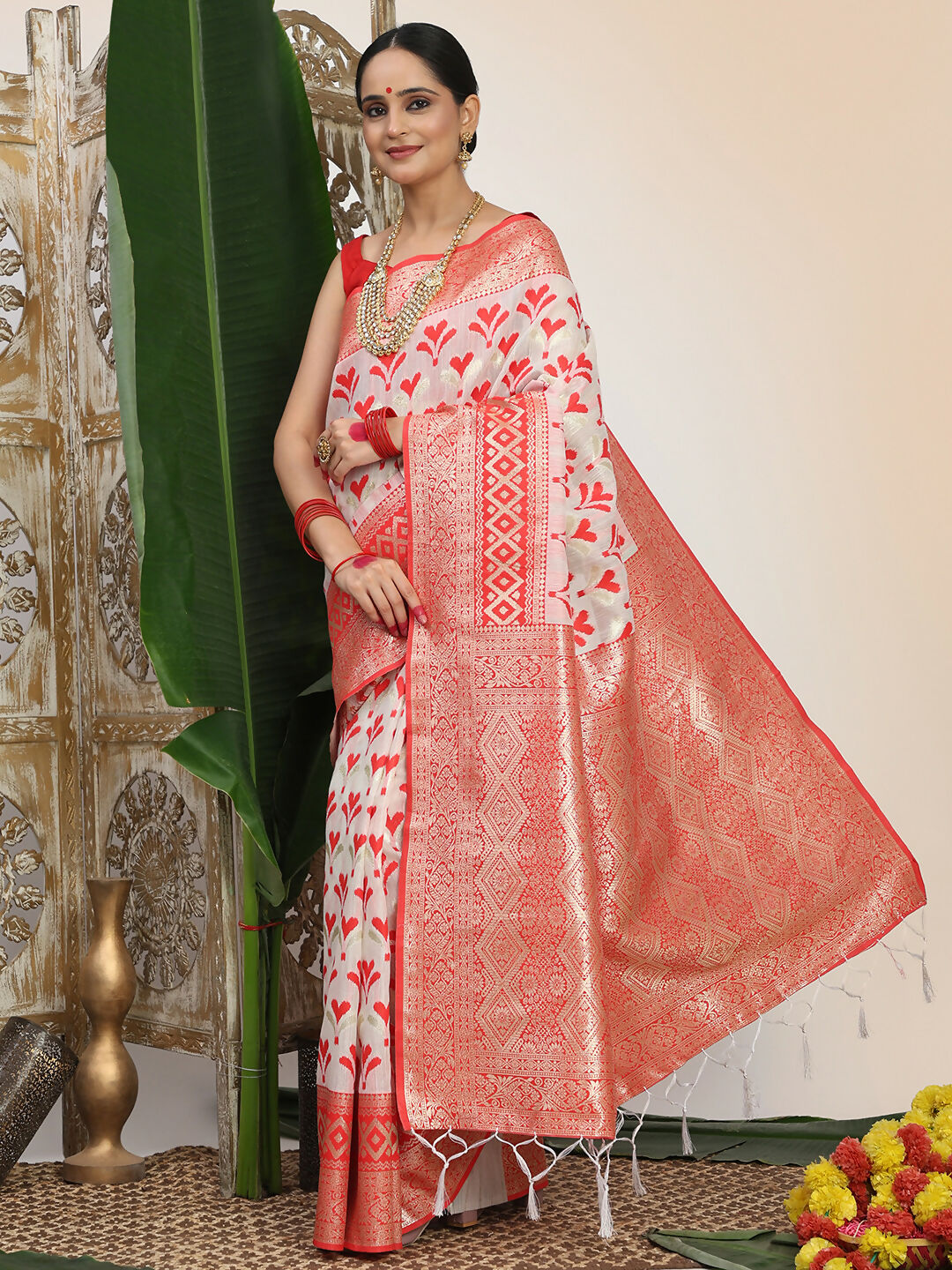 Shree Shyam Fashion Linen Cotton Red & White Saree