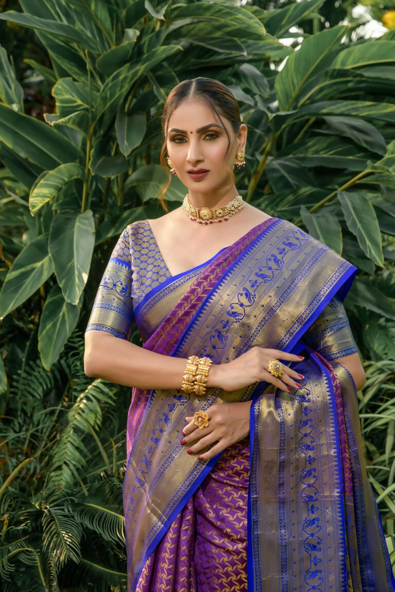 Jyoti Fashion Women's Purple Kanjivaram Silk Zari Woven Saree with Blouse