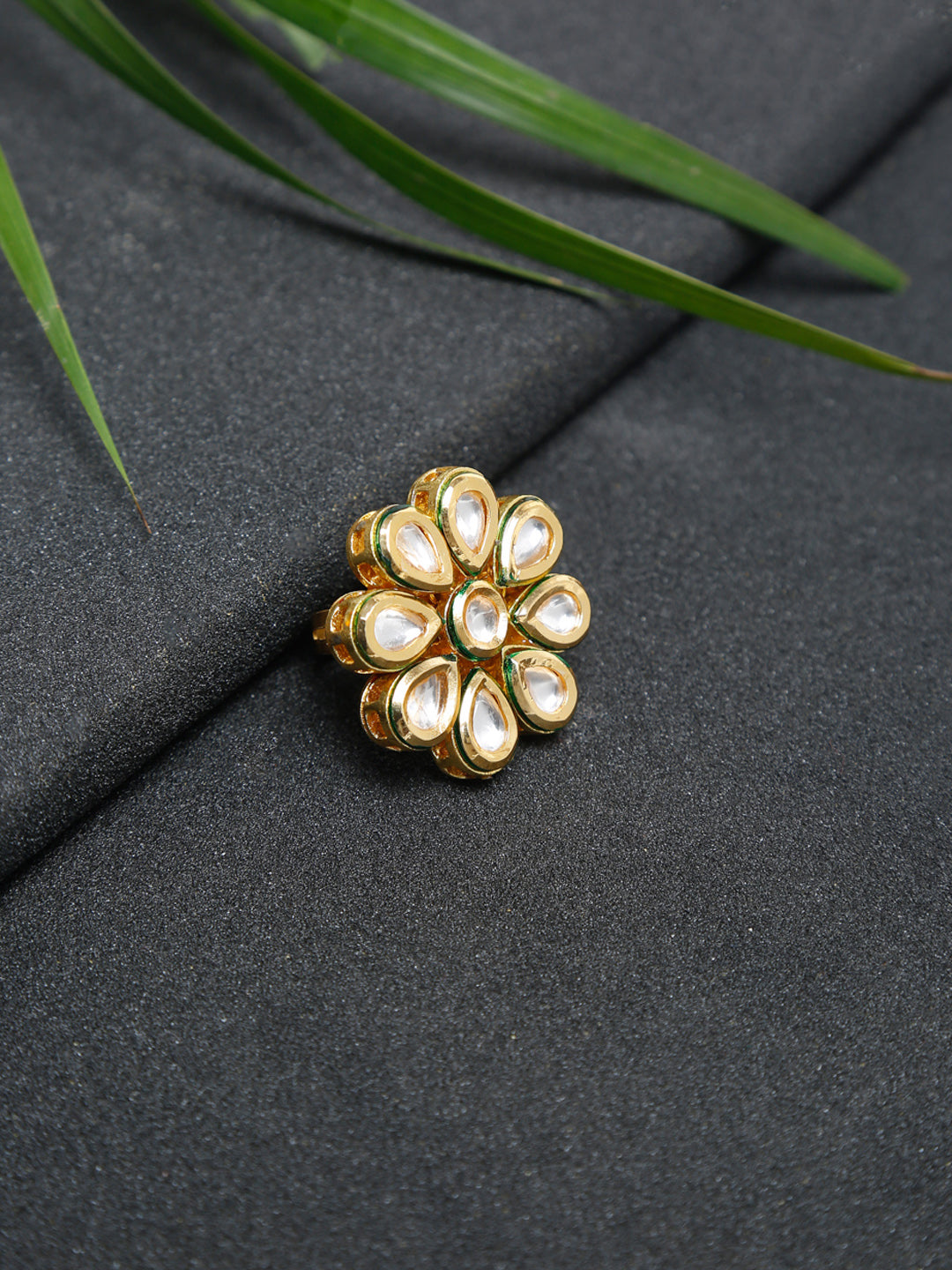 Kundan Ring - Ruby Raang