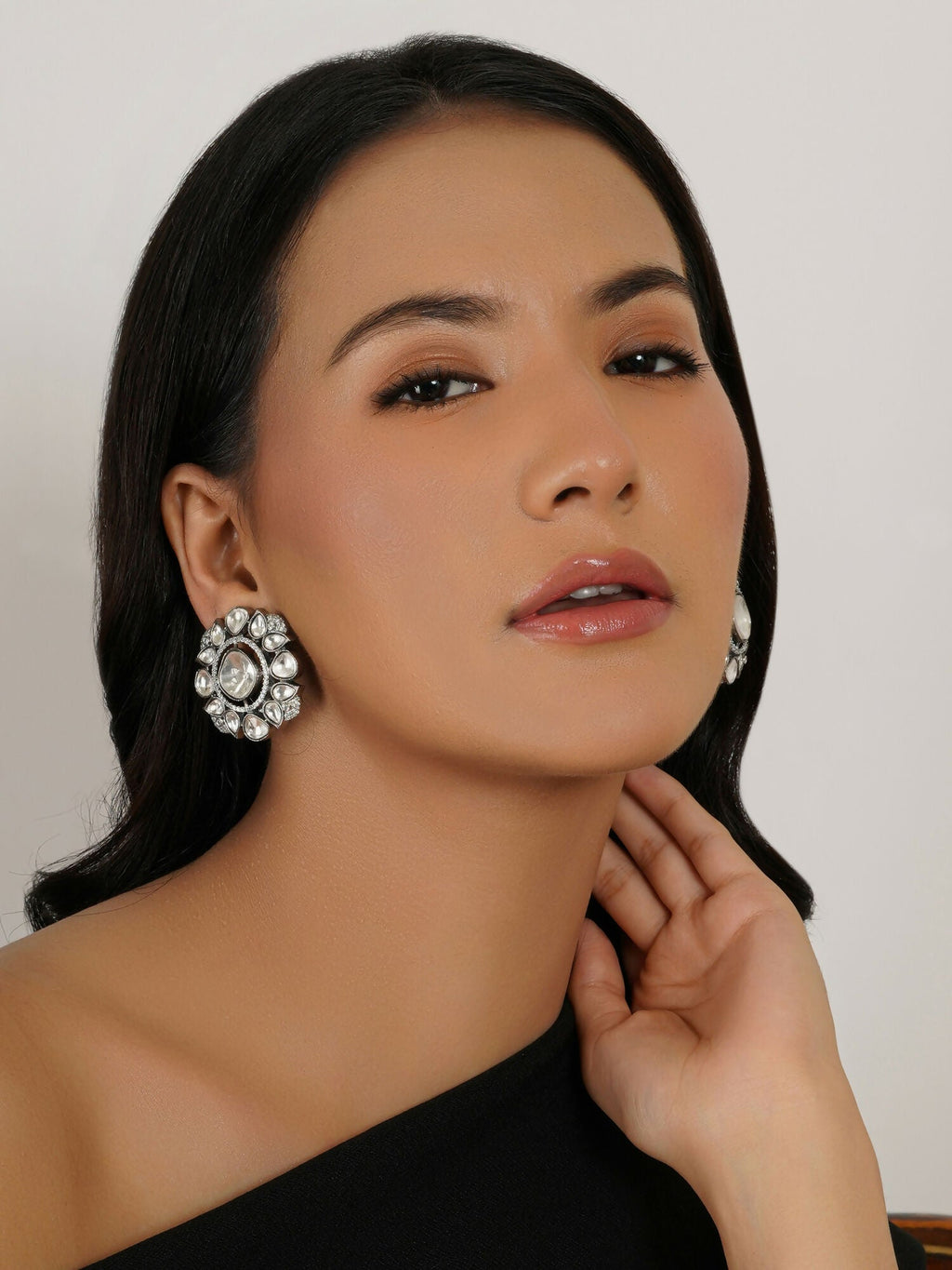 Kundan Earrings (silver) - Ruby Raang