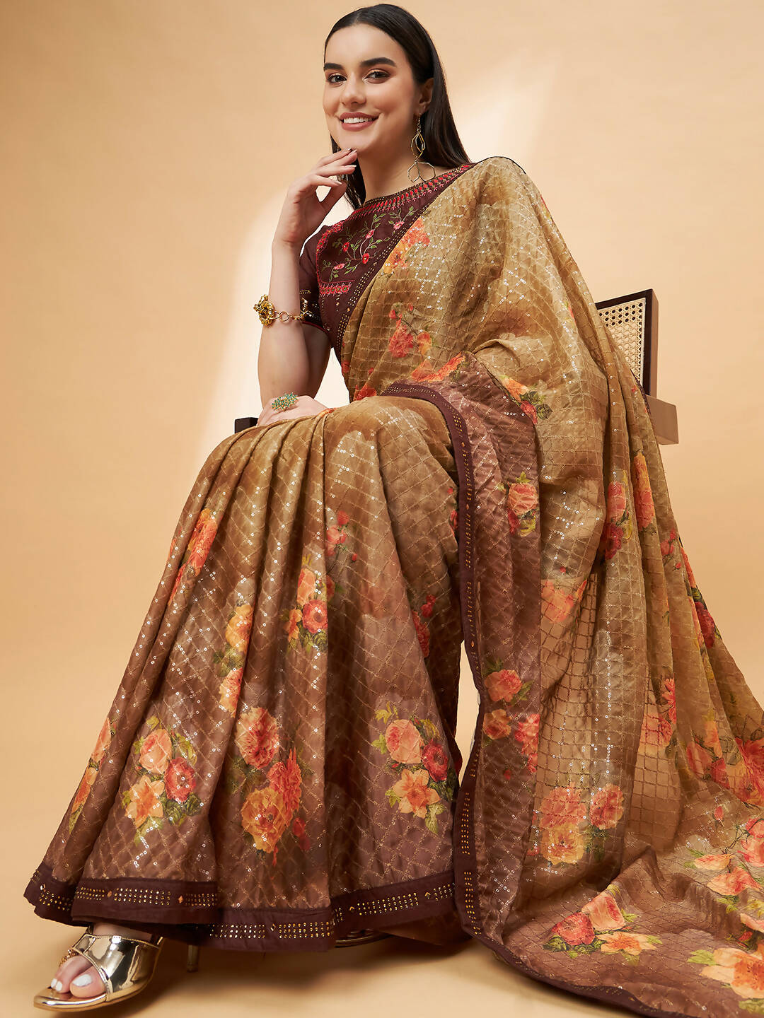 Beige Georgette Resham And Sequins Embroidery, Mukaish Studded Work Saree - Norita Hit Design