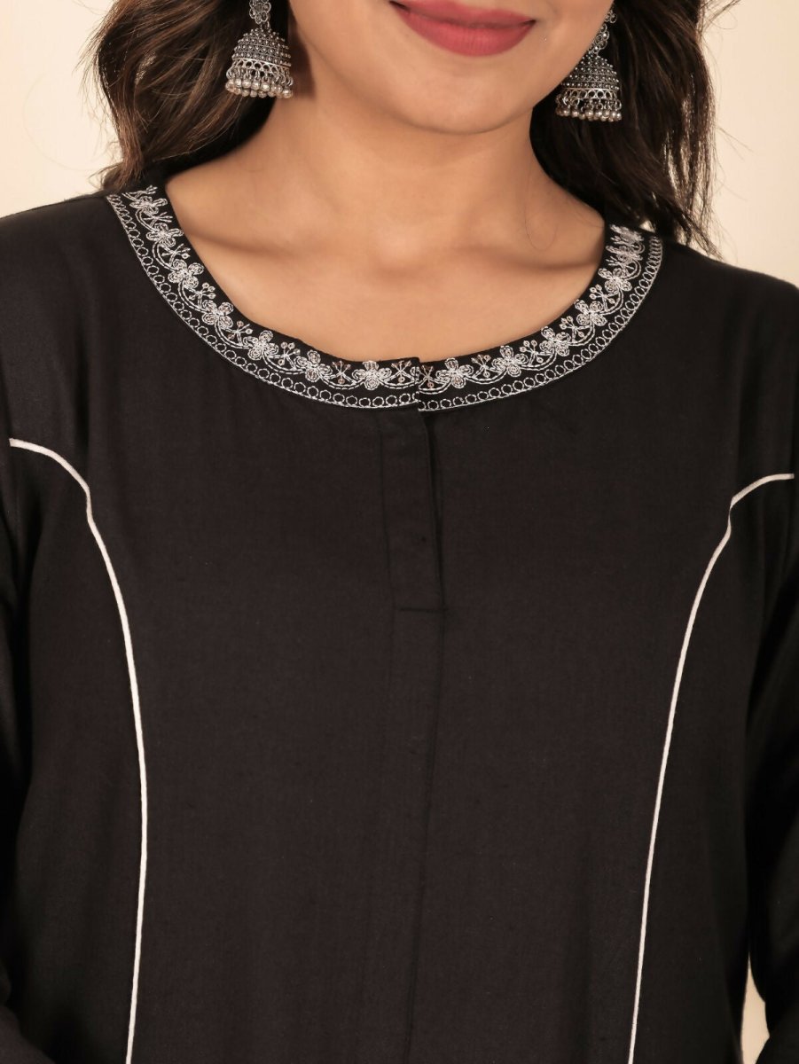 Aramya A-line Linen Cotton Solid Women's Kurta - Black