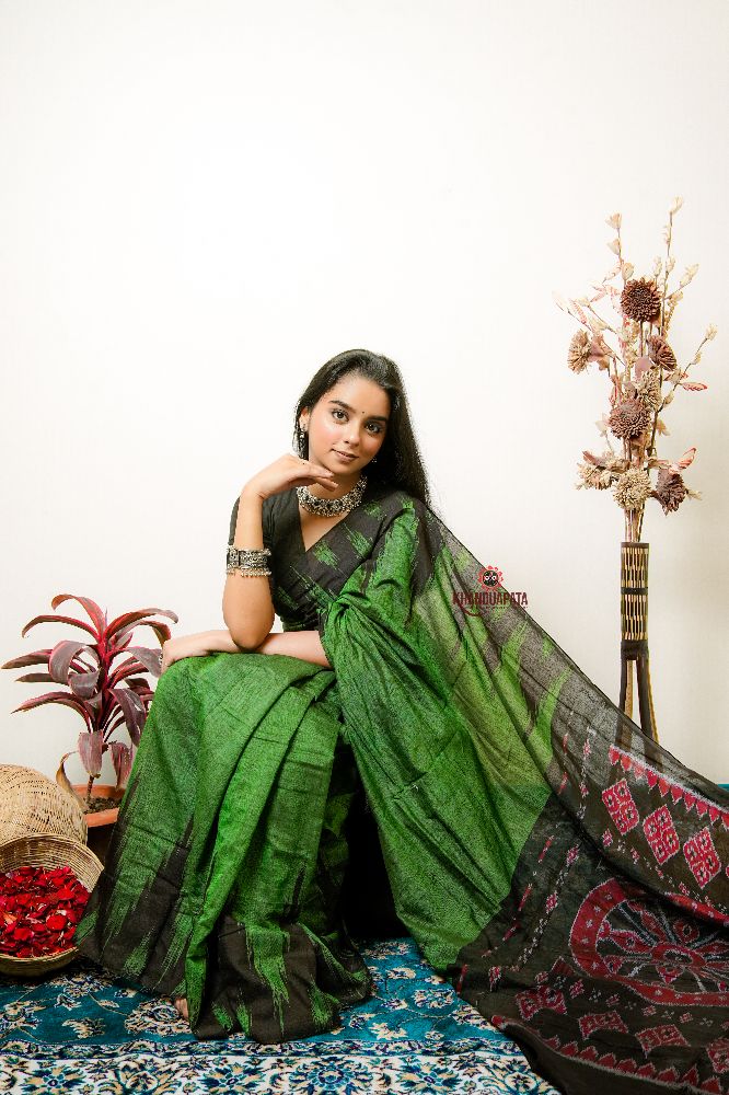 khanduapata Meadow Green Plain Cotton Saree For Women