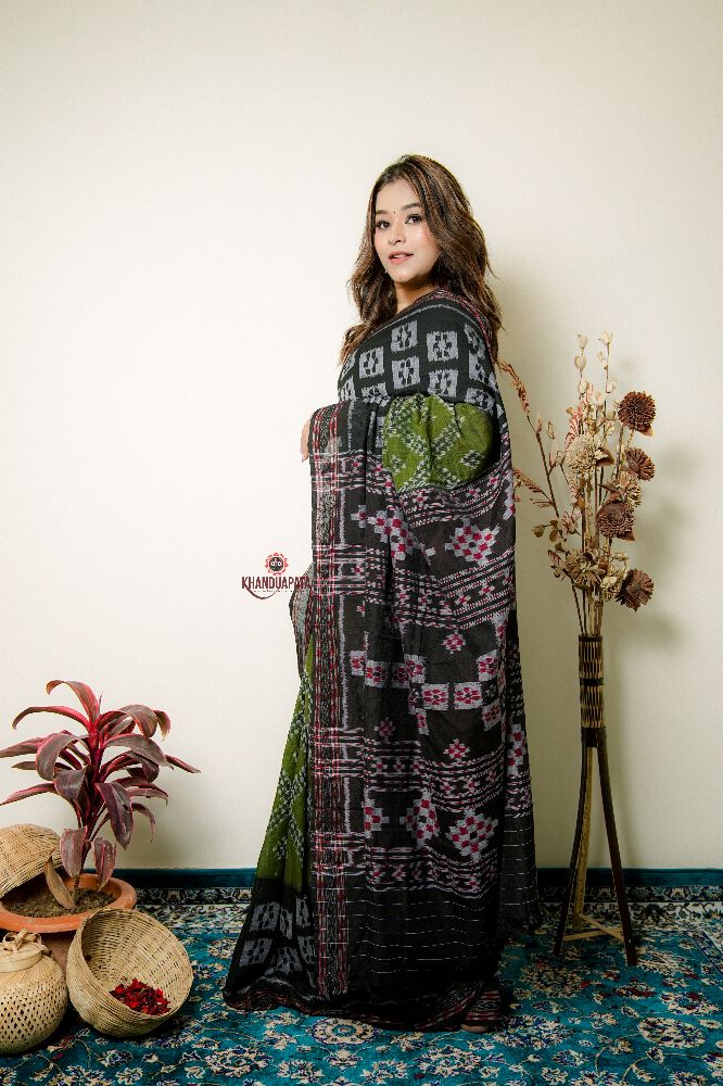 khanduapata Black And Grey Box Design Cotton Saree For Women