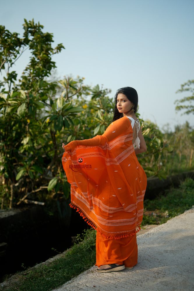 khanduapata Orange and White Leaf Pattern Cotton Saree For Women