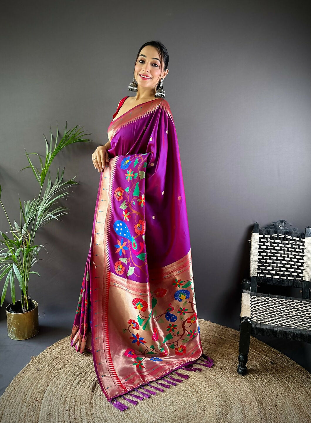 Joban Fashion Rani Pink Motifs Paithani Sarees