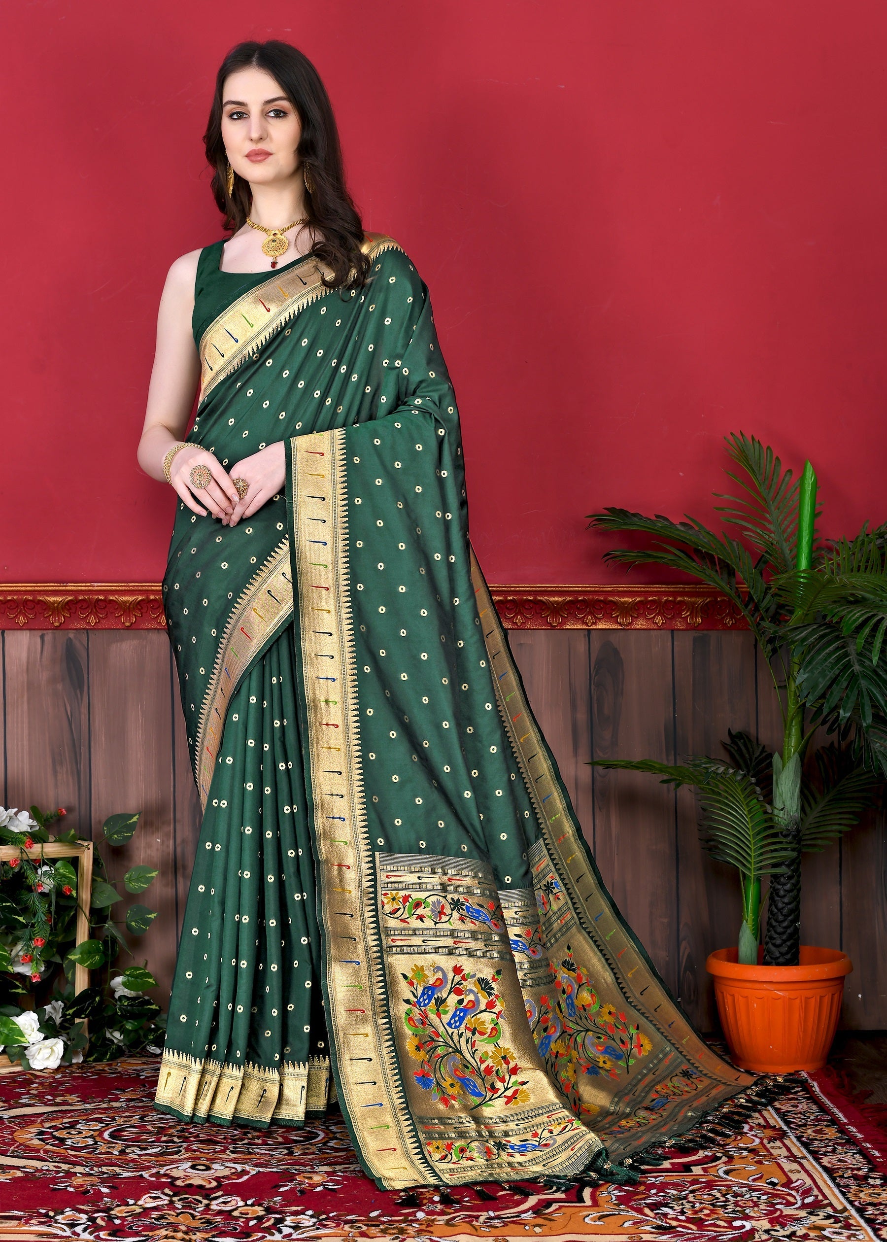 Vedant Vastram Soft Litchi Silk Paithani Silk Saree - Bottle Green