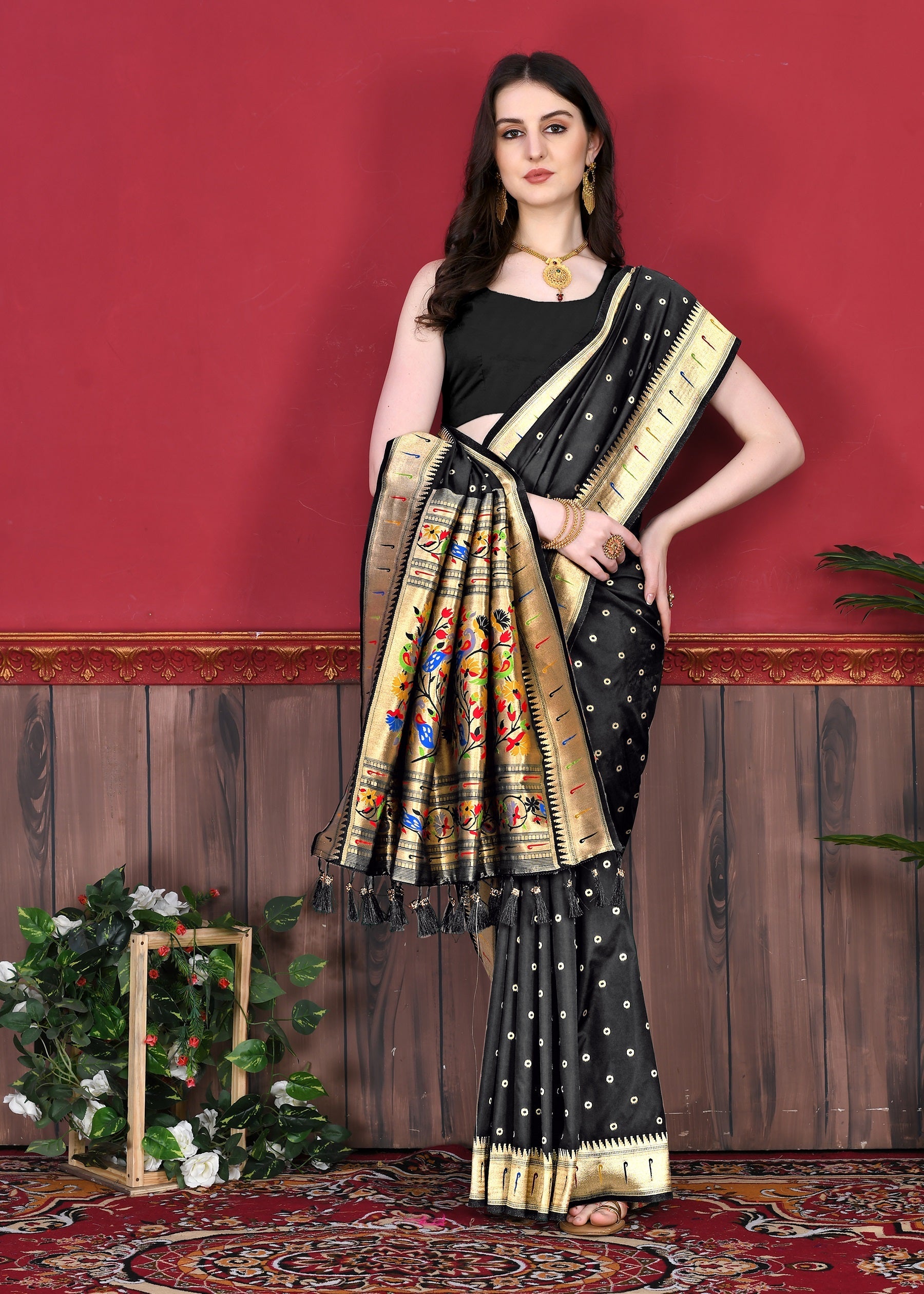 Vedant Vastram Soft Litchi Silk Paithani Silk Saree - Black