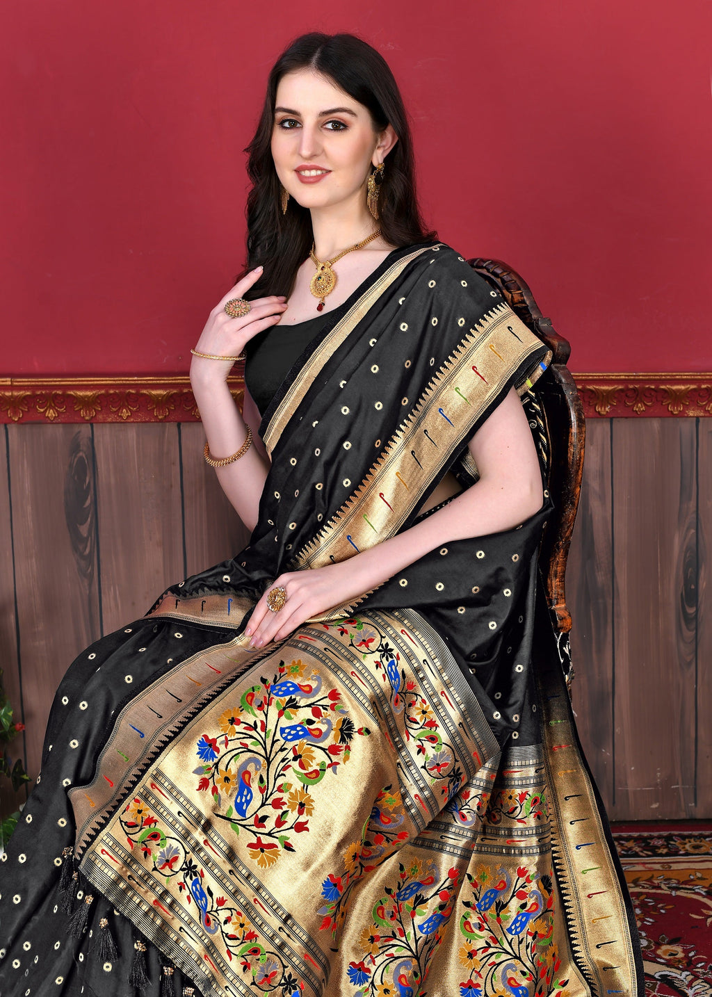 Vedant Vastram Soft Litchi Silk Paithani Silk Saree - Black