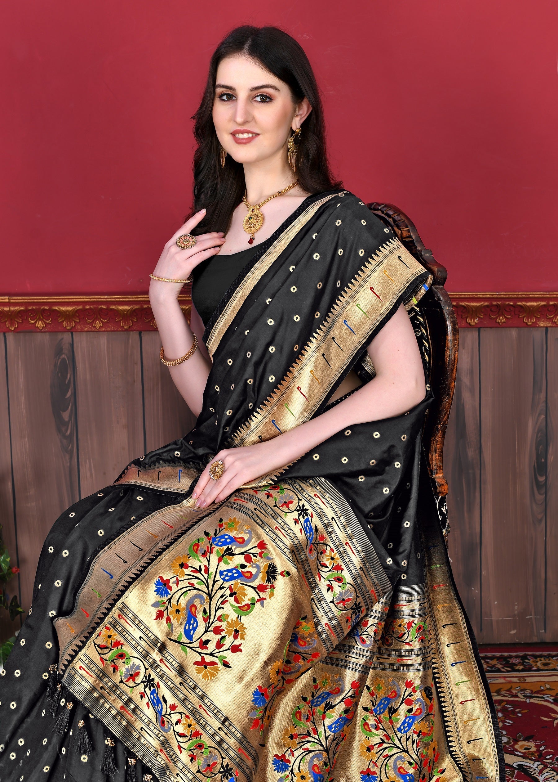Vedant Vastram Soft Litchi Silk Paithani Silk Saree - Black
