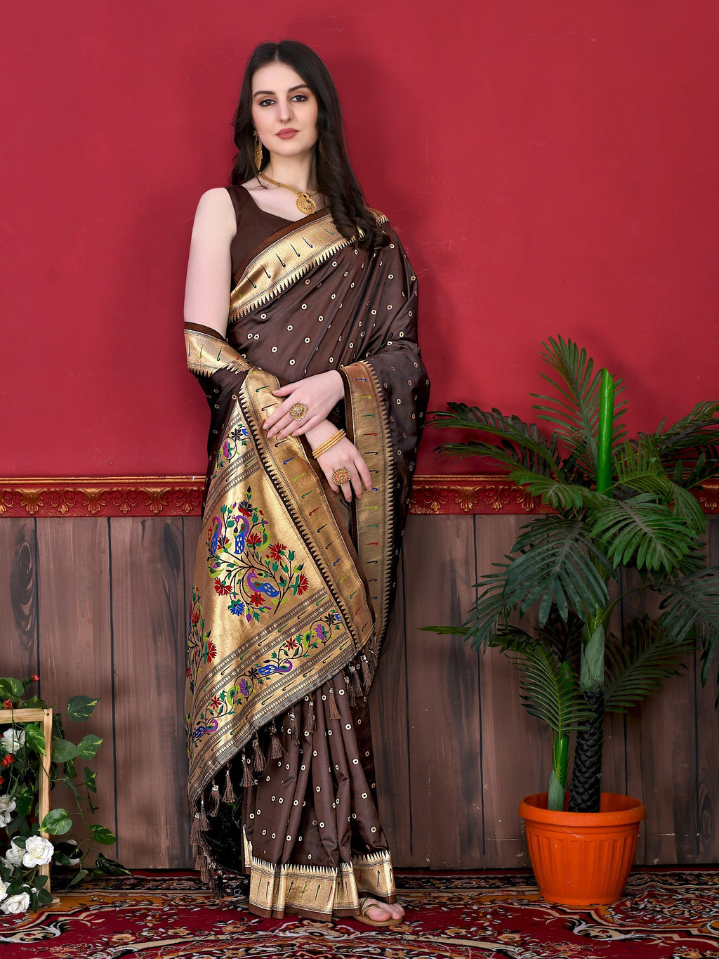 Vedant Vastram Soft Litchi Silk Paithani Silk Saree - Brown