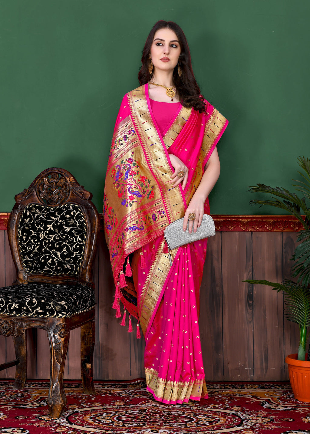 Vedant Vastram Soft Litchi Silk Paithani Silk Saree - Pink