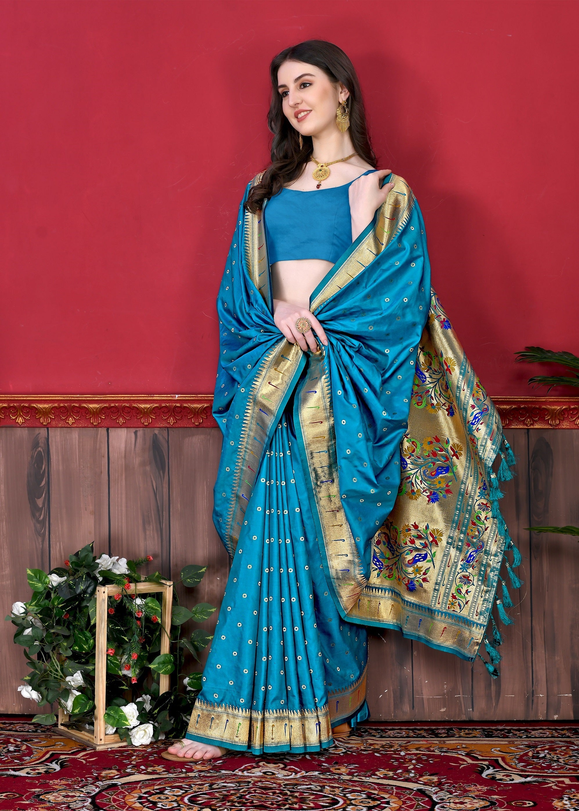 Vedant Vastram Soft Litchi Silk Paithani Silk Saree - Rama