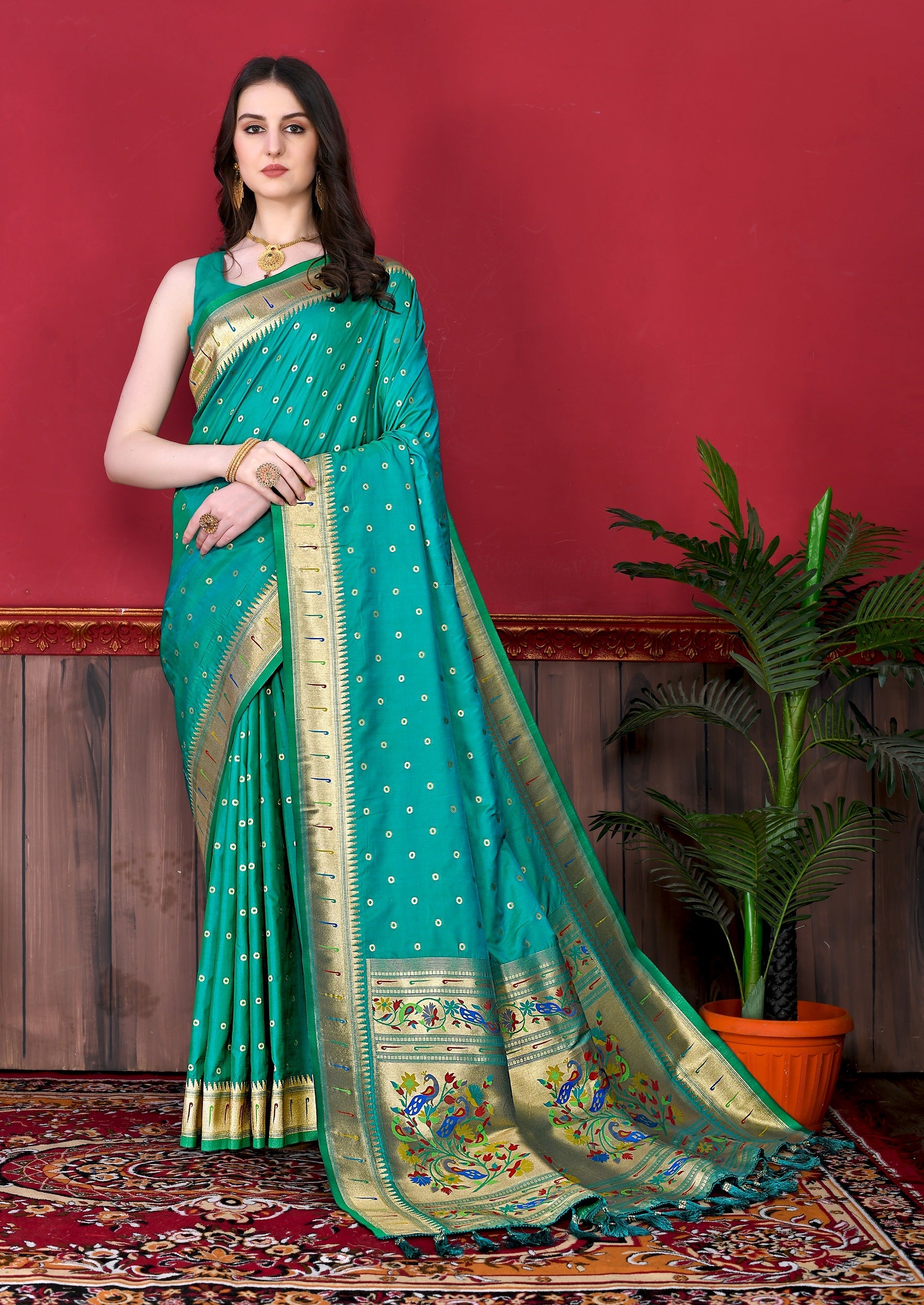Vedant Vastram Soft Litchi Silk Paithani Silk Saree - Seegreen