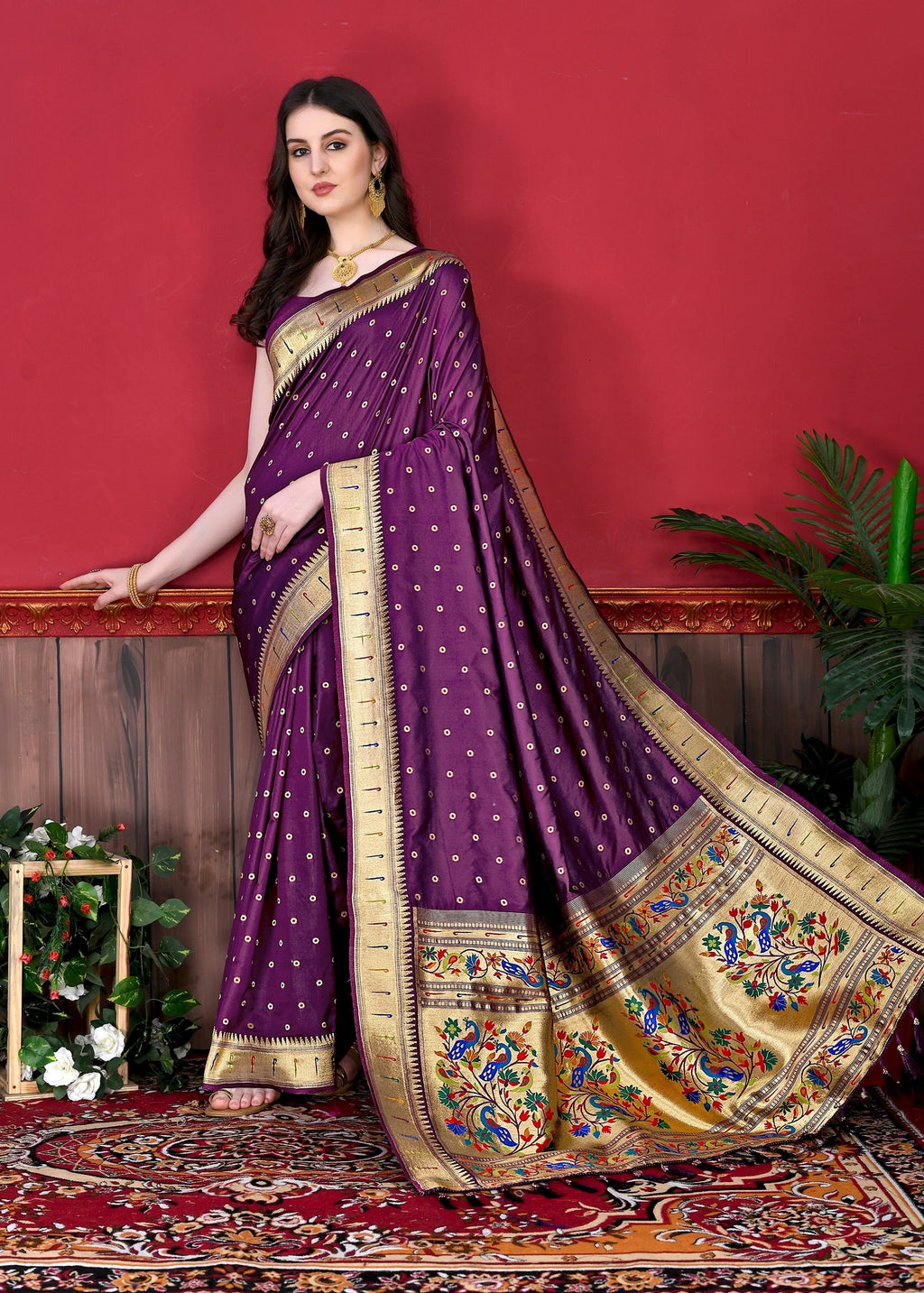 Vedant Vastram Soft Litchi Silk Paithani Silk Saree - Wine