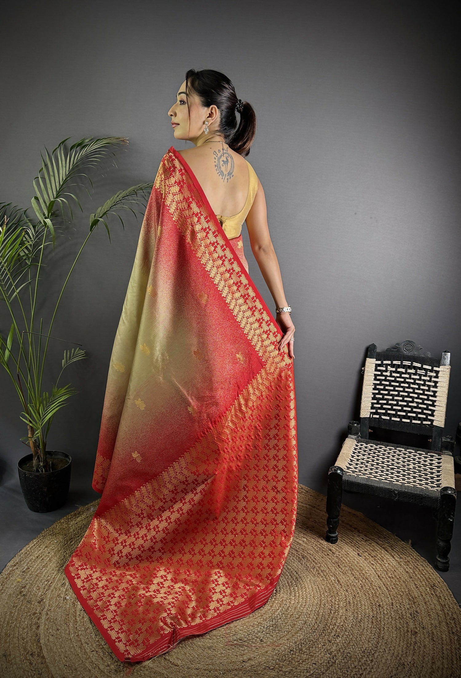 Joban Fashion Beige Handloom Silk Ikkat Saree