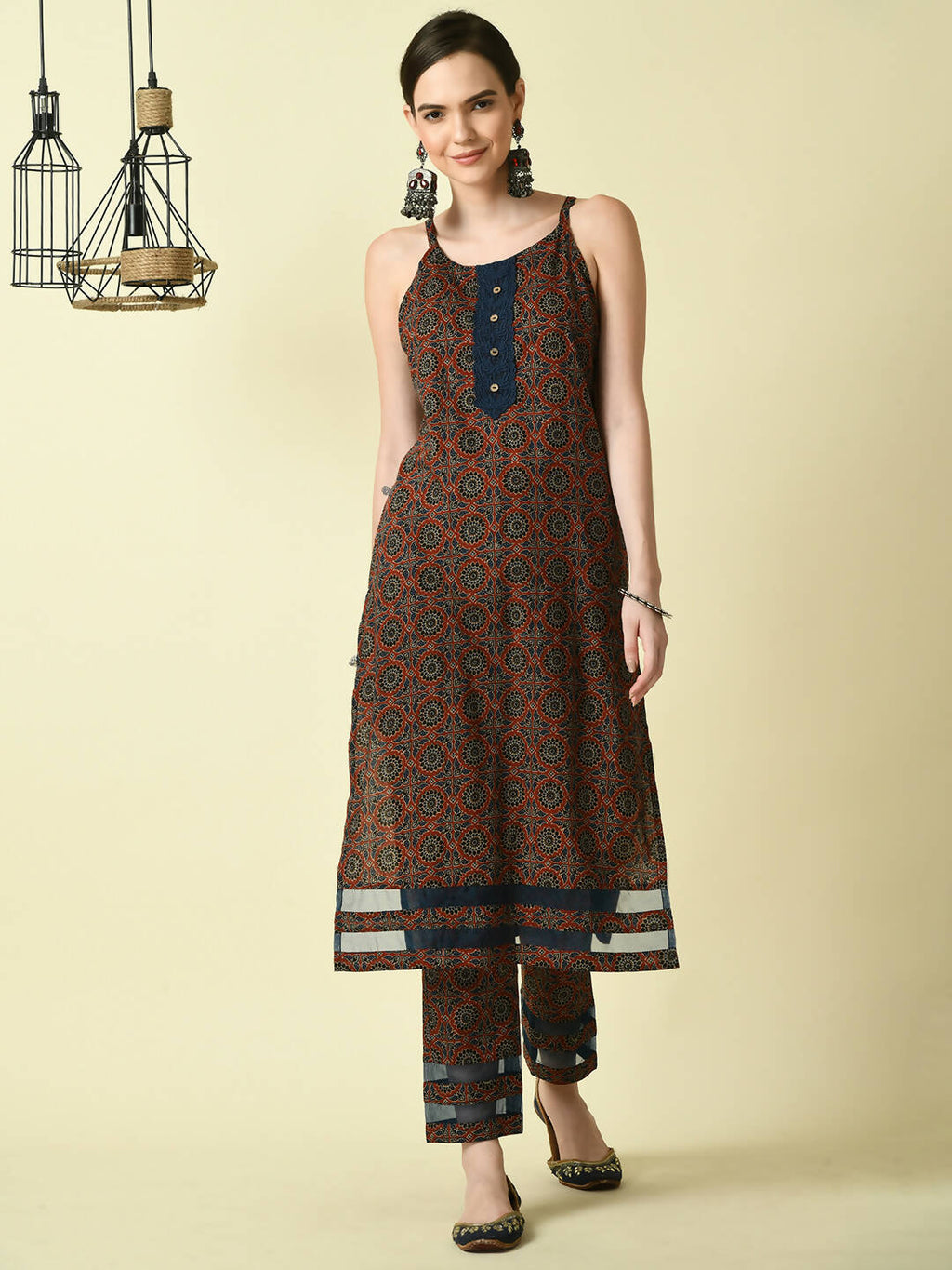 Myshka Women's Multi Straight Kurta & Trousers With Dupatta