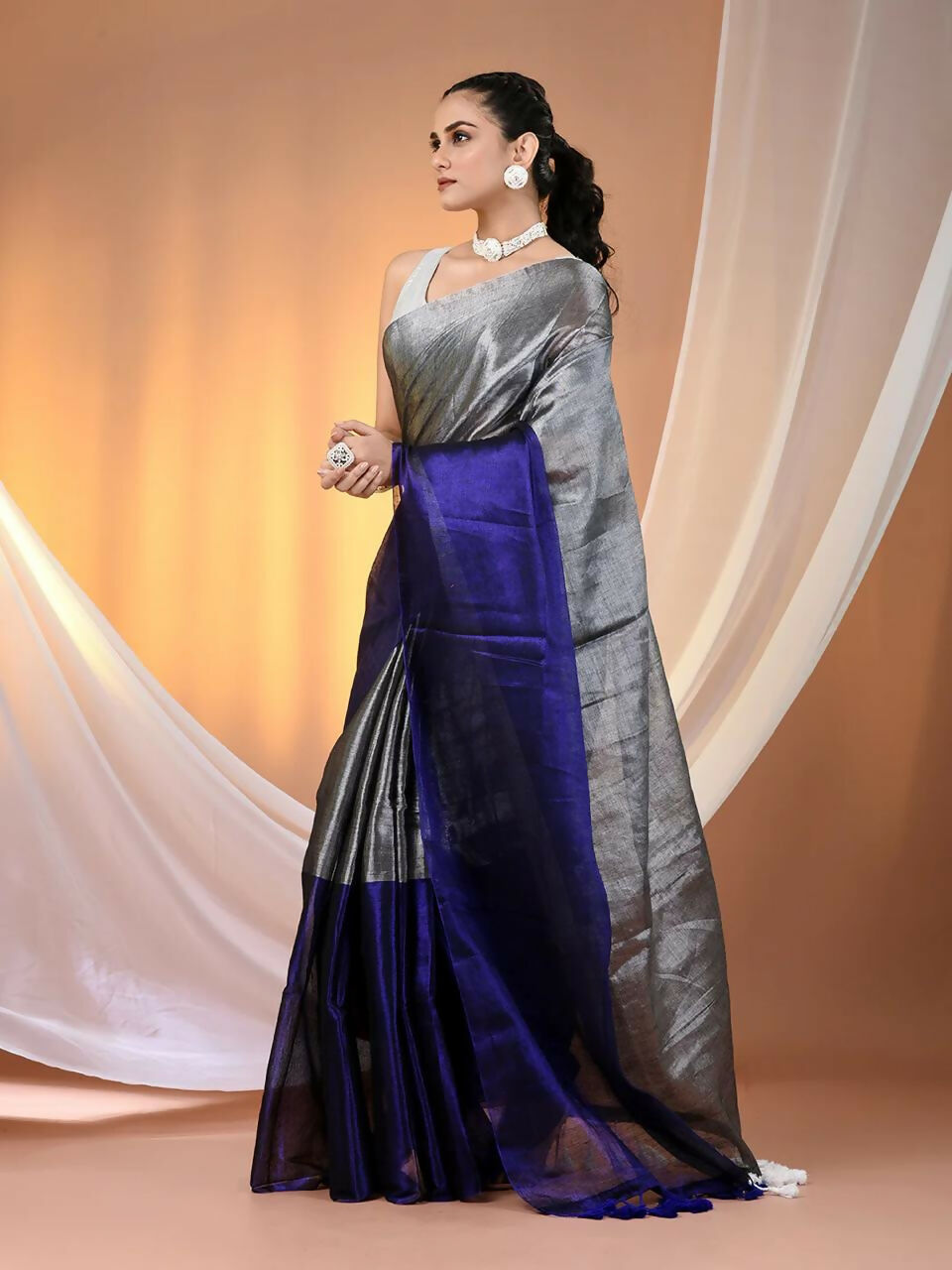Exclusive Collection Beautiful Gray Blue Tissue Silk Hand Weaving Handloom Saree With Running Blouse Piece