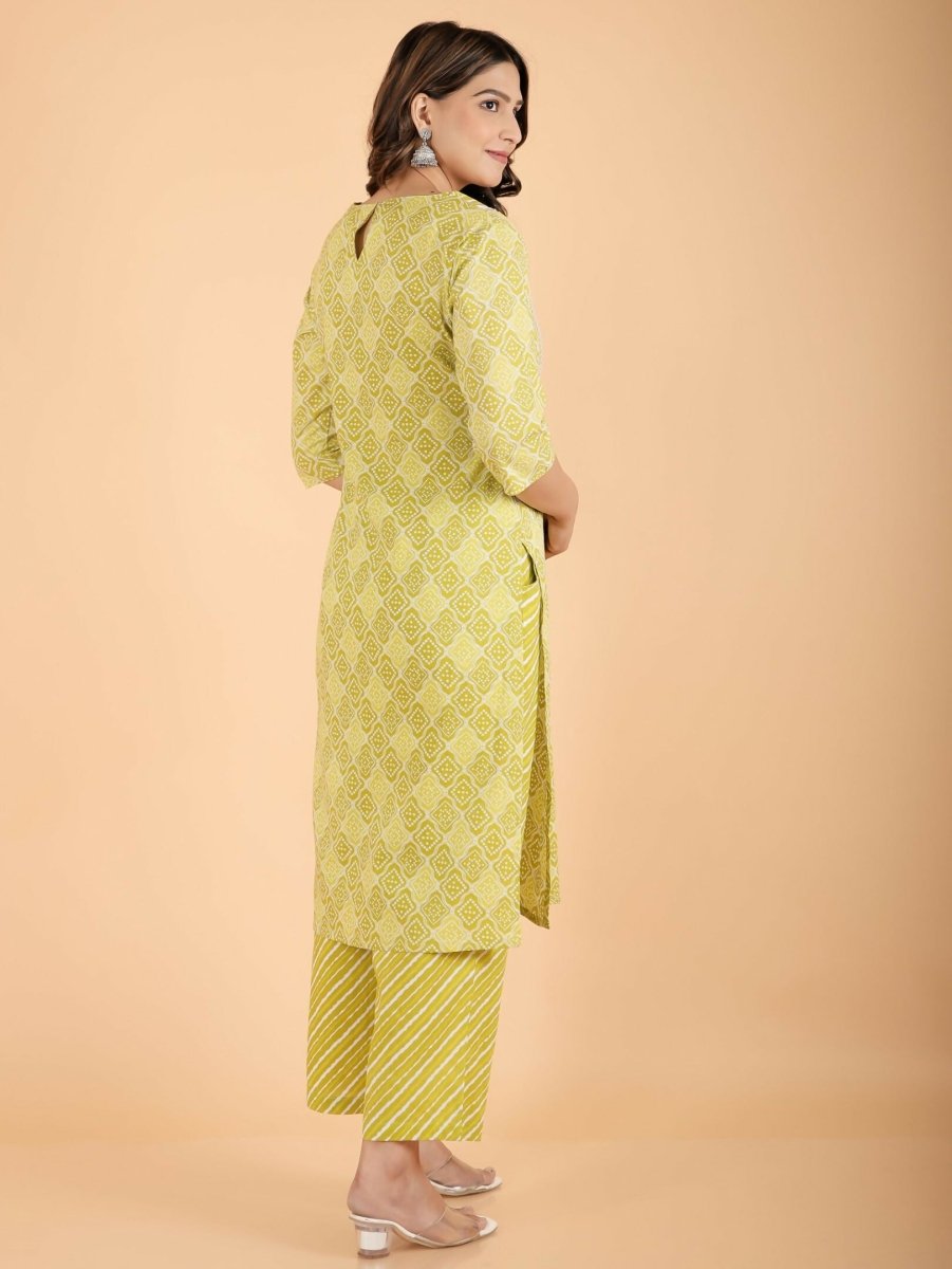 Aramya Green Soft Cotton Geometric Print Straight Kurta Set for Women