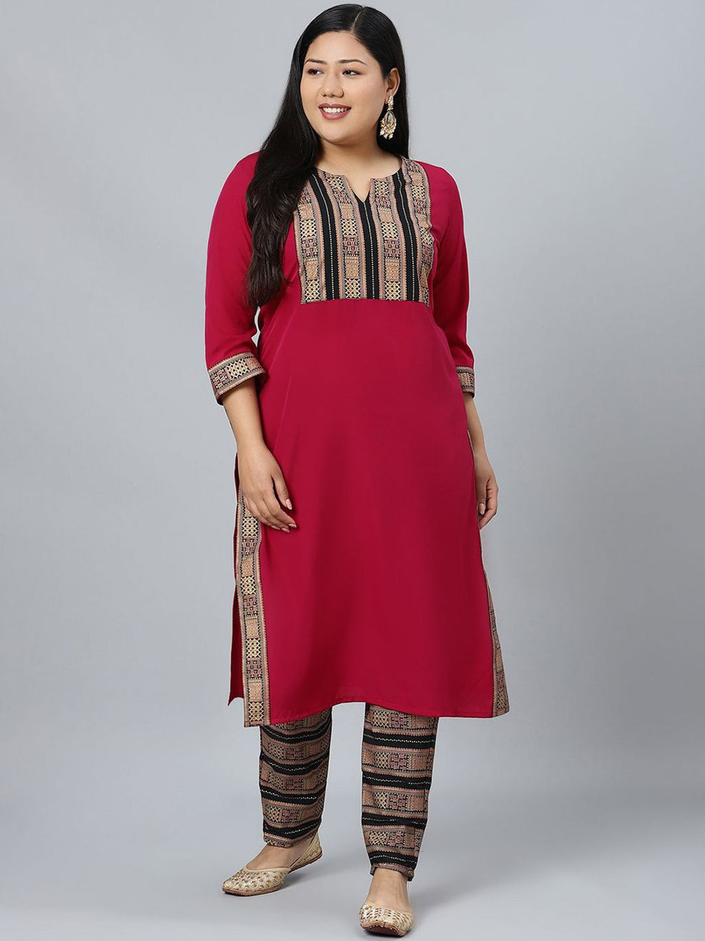 Sztori Plus Size Geometric Printed Straight Kurta With Trousers
