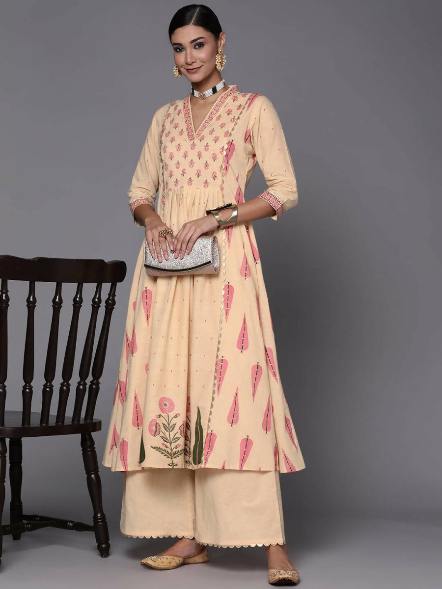 Ahalyaa Women Cream-Coloured & Pink Floral Print Pure Cotton Anarkali Kurta with Palazzos