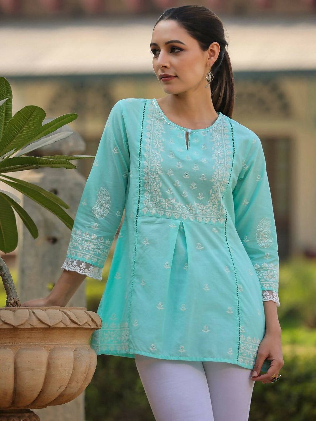 Juniper Women's Aqua Cambric Floral Printed Tunic